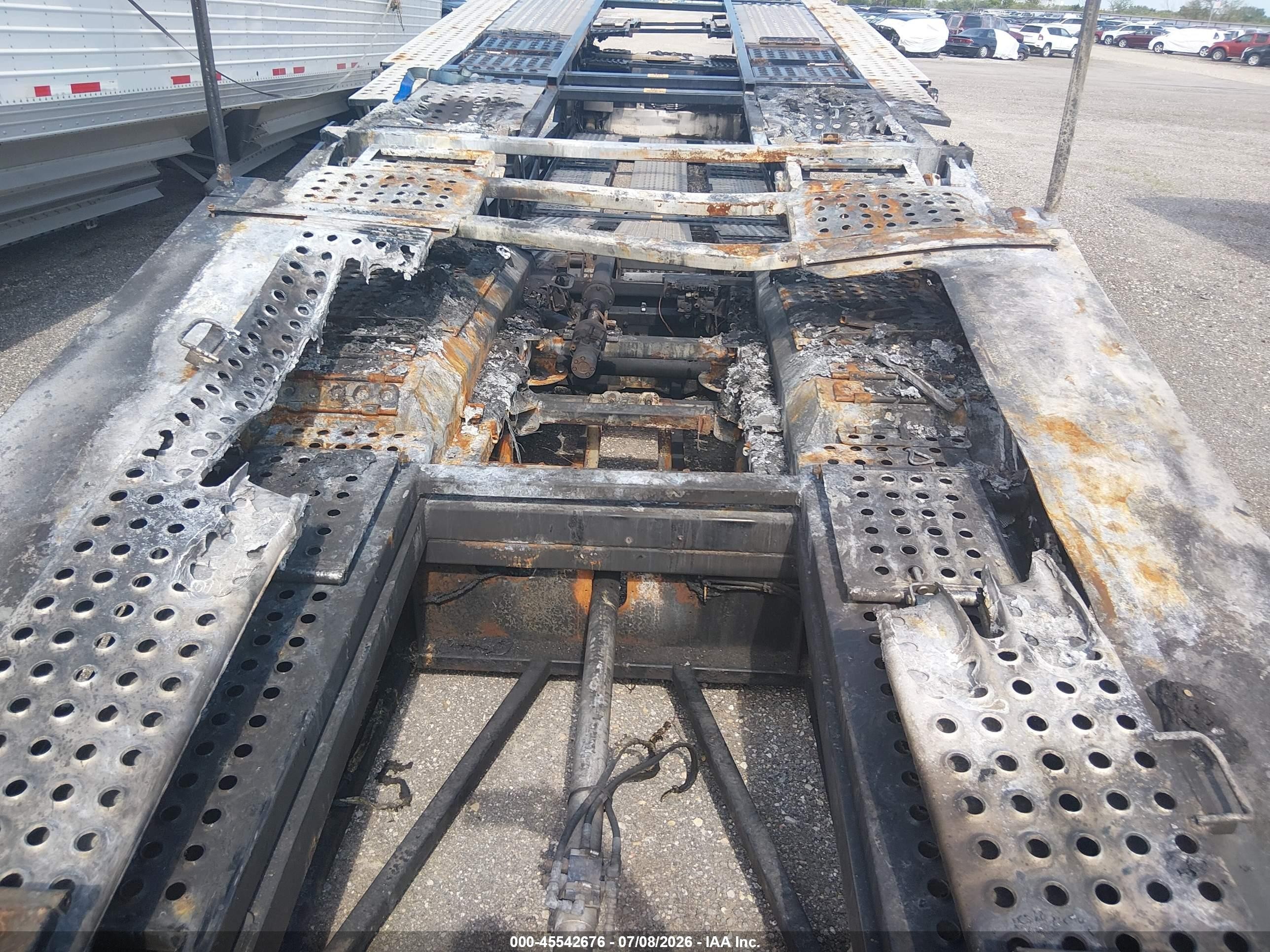 2020 Cottrell Inc Unknown VIN 5E0AX1746LG405001 IAAI salvage auction — Unknown, Salvage (Pennsylvania), sold $4,100 on 2026-08-05 (photo 6)