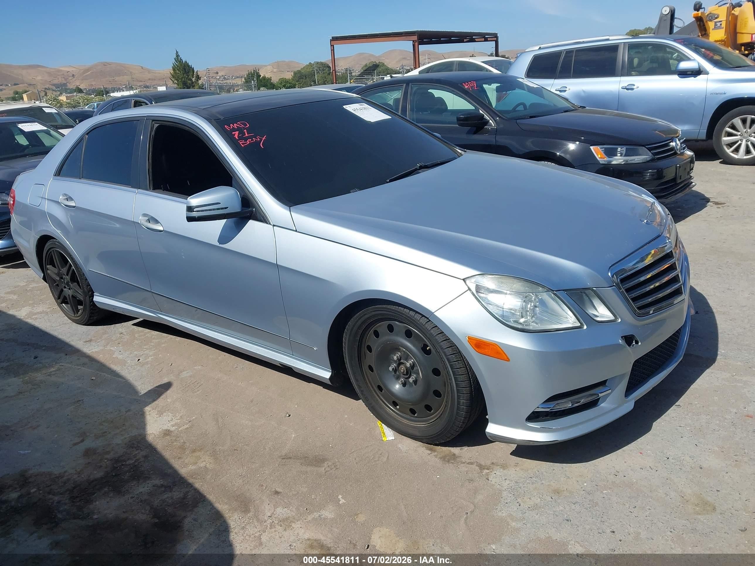 2013 Mercedes-Benz E-Class VIN WDDHF5KB8DA671466 IAAI salvage auction — Normal Wear, Clear (Nevada), sold $600 on 2026-07-09 (photo 1)
