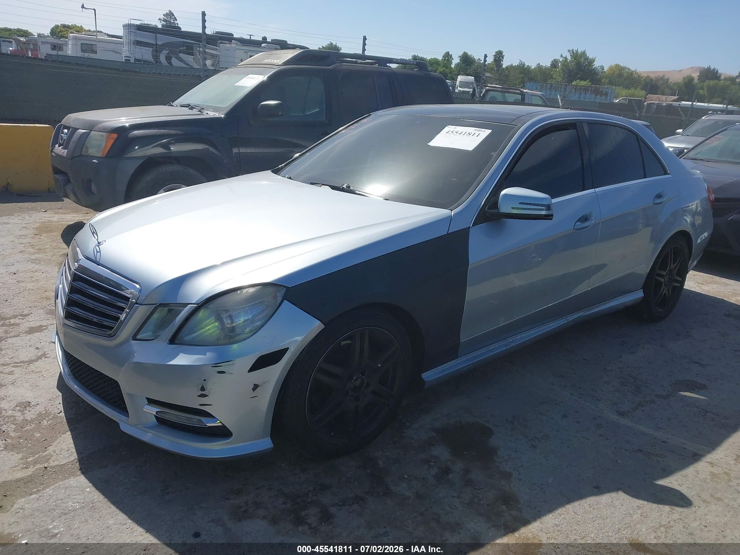 2013 Mercedes-Benz E-Class VIN WDDHF5KB8DA671466 IAAI salvage auction — Normal Wear, Clear (Nevada), sold $600 on 2026-07-09 (photo 2)