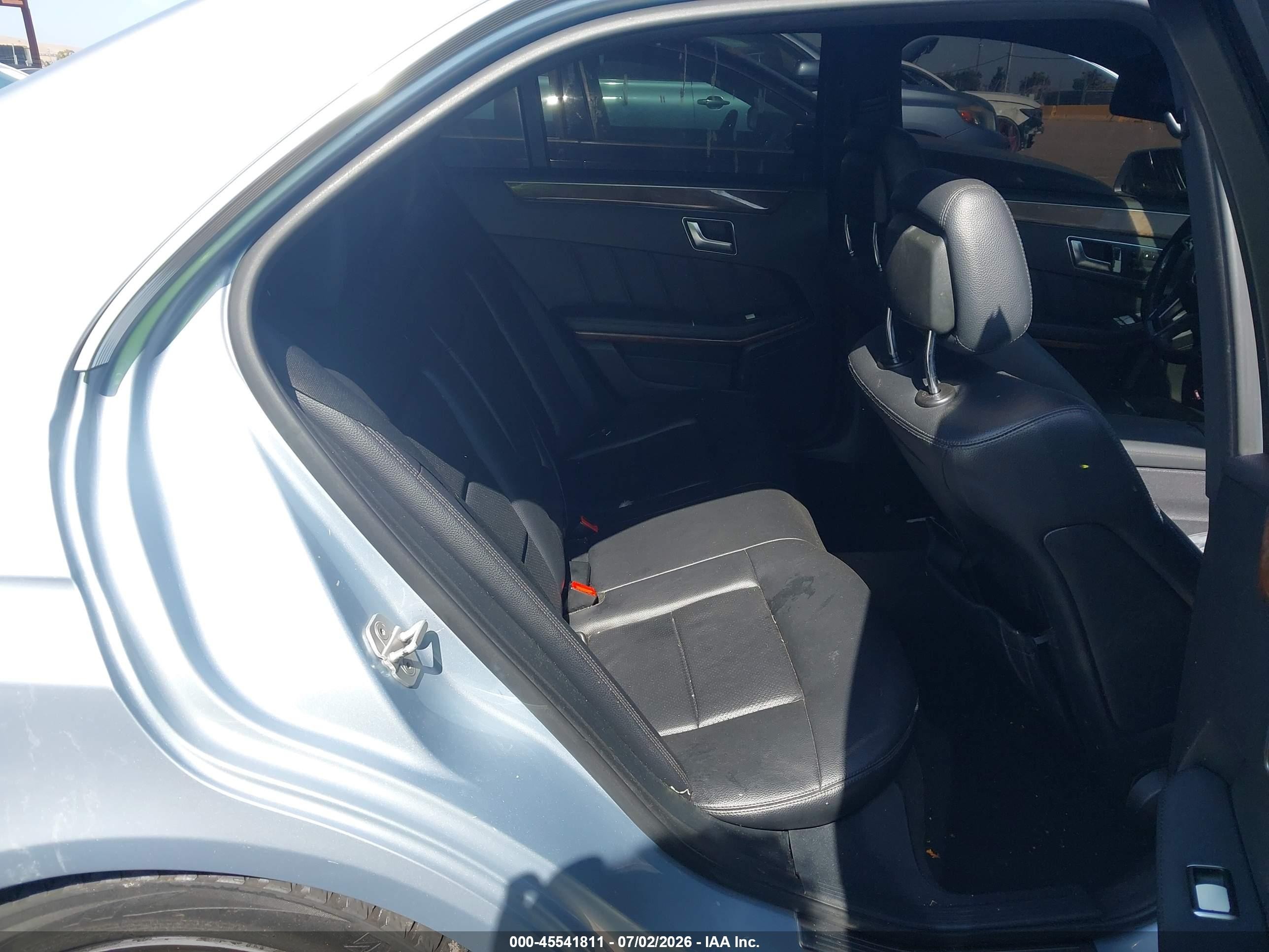 2013 Mercedes-Benz E-Class VIN WDDHF5KB8DA671466 IAAI salvage auction — Normal Wear, Clear (Nevada), sold $600 on 2026-07-09 (photo 8)