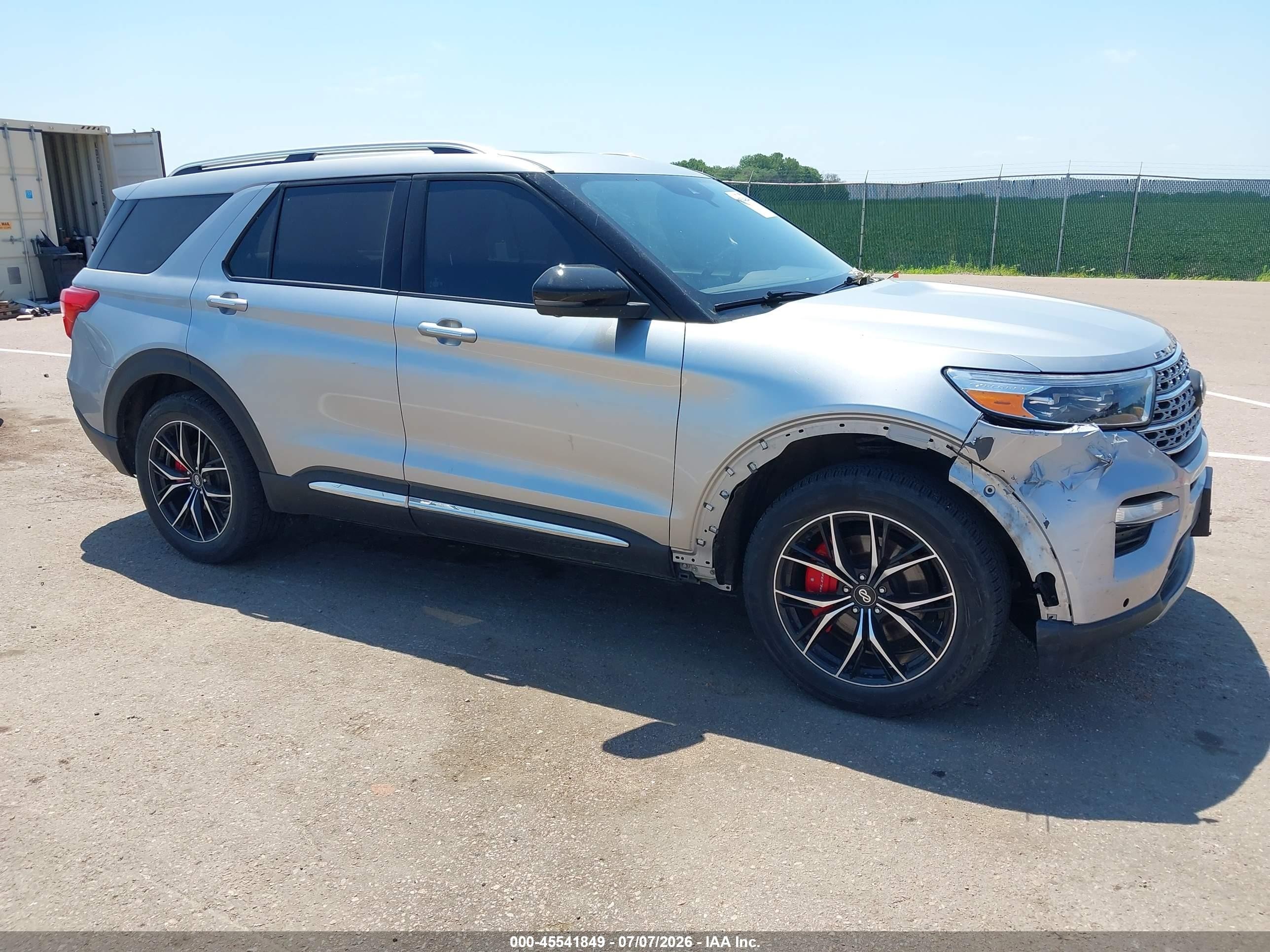2020 Ford Explorer VIN 1FMSK8FHXLGA21136 — IAAI salvage auction photo