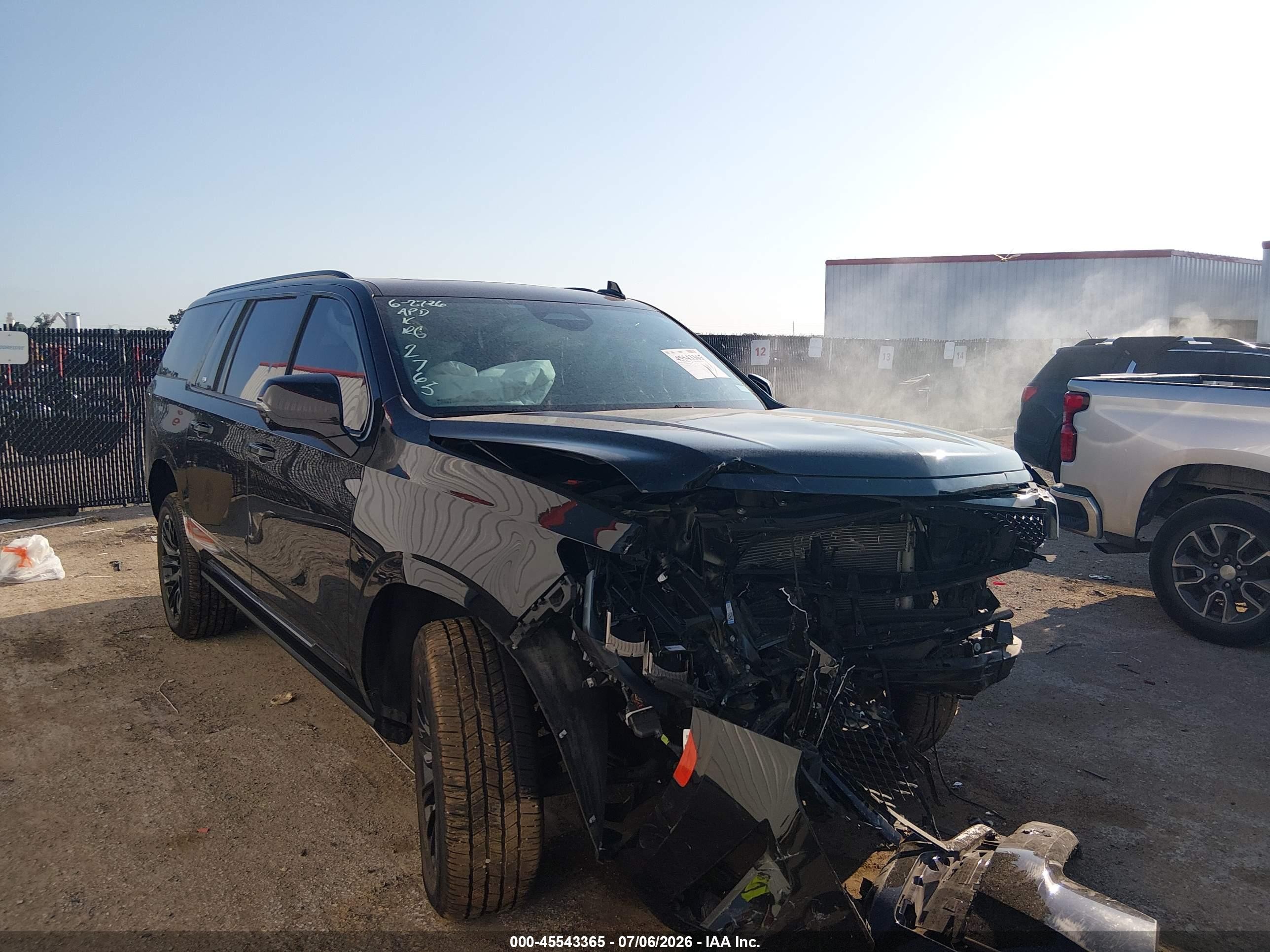 2024 Cadillac Escalade ESV VIN 1GYS4RKL8RR152765 — IAAI salvage auction photo