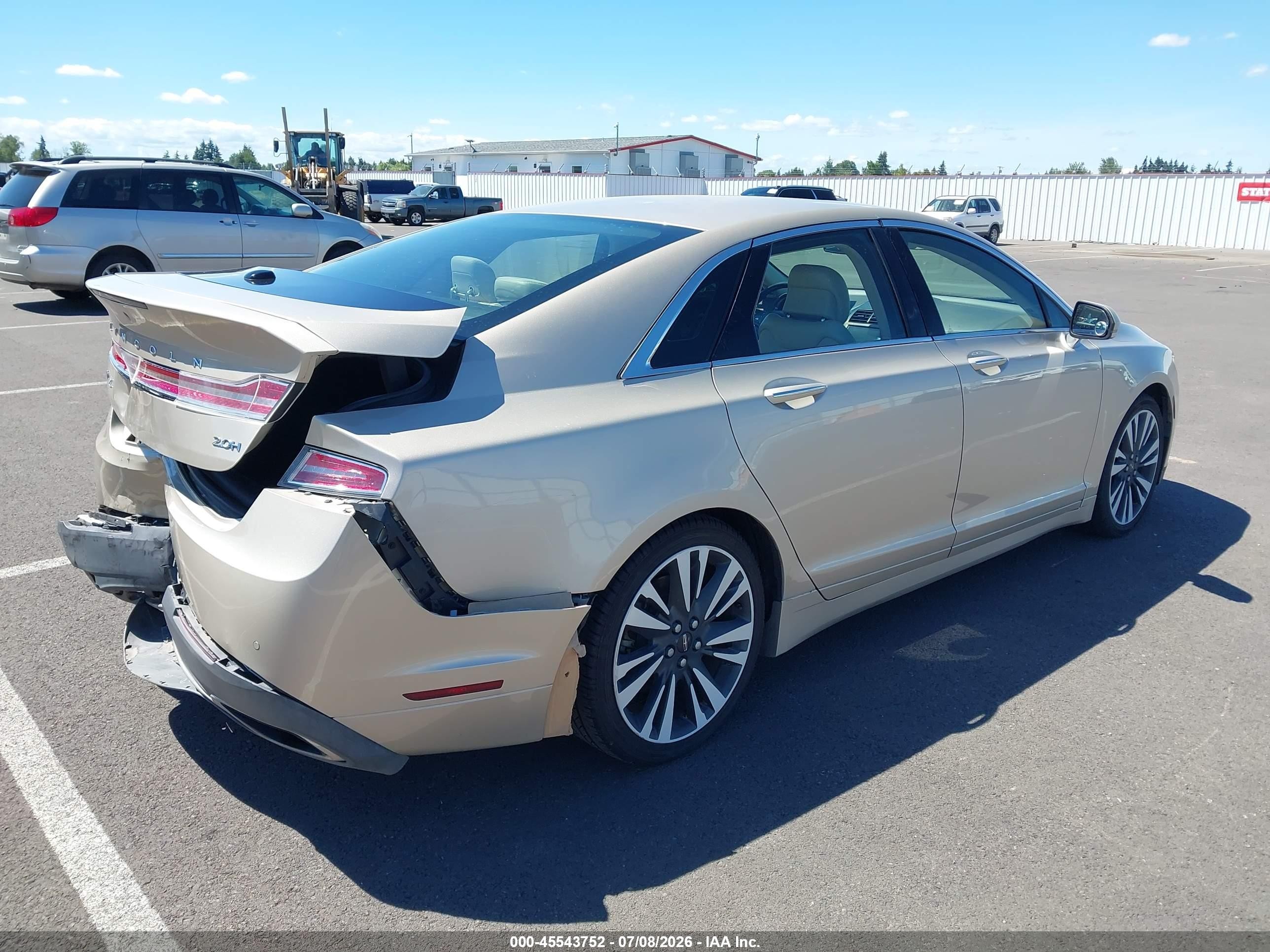 2017 Lincoln MKZ VIN 3LN6L5LU1HR624958 IAAI salvage auction — Rear End, Salvage (Oregon), sold $2,150 on 2026-09-10 (photo 4)