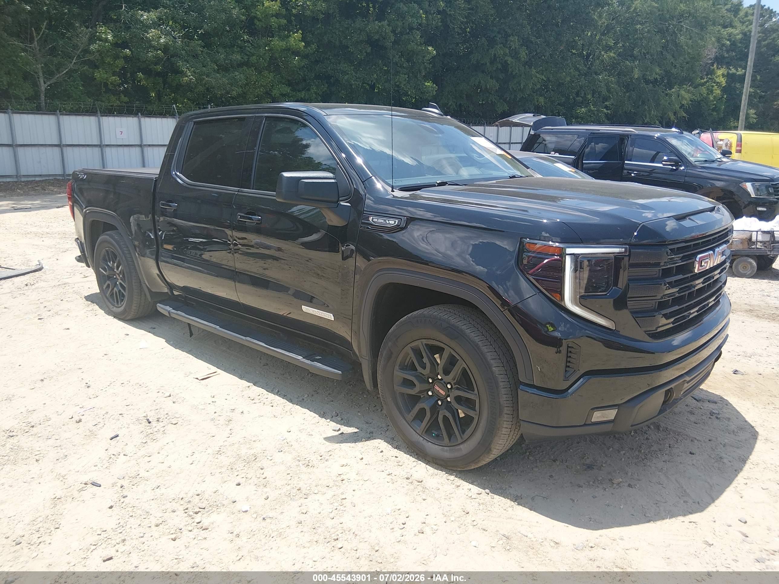 2024 GMC Sierra 1500 VIN 3GTUUCED2RG252800 — IAAI salvage auction photo