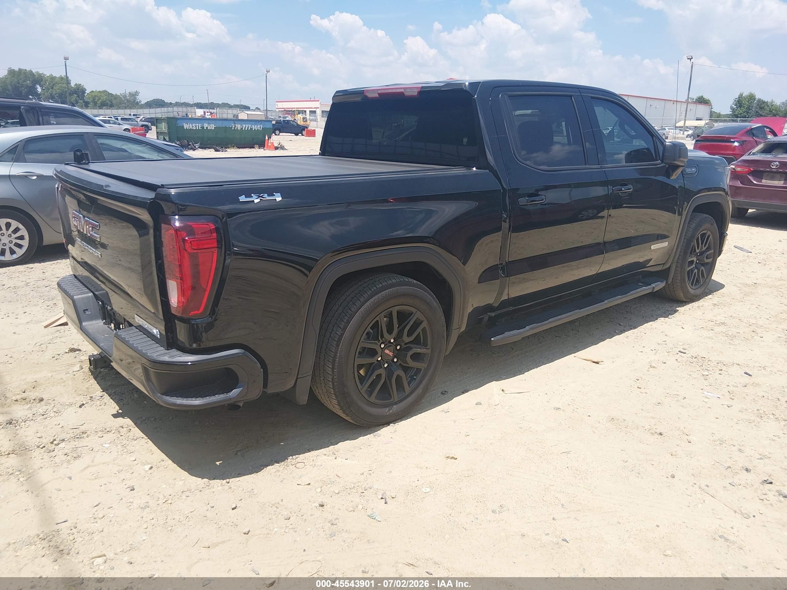 2024 Gmc SIERRA VIN 3GTUUCED2RG252800 IAAI salvage auction — Side, Salvage (Georgia), sold $18,400 on 2026-08-20 (photo 4)