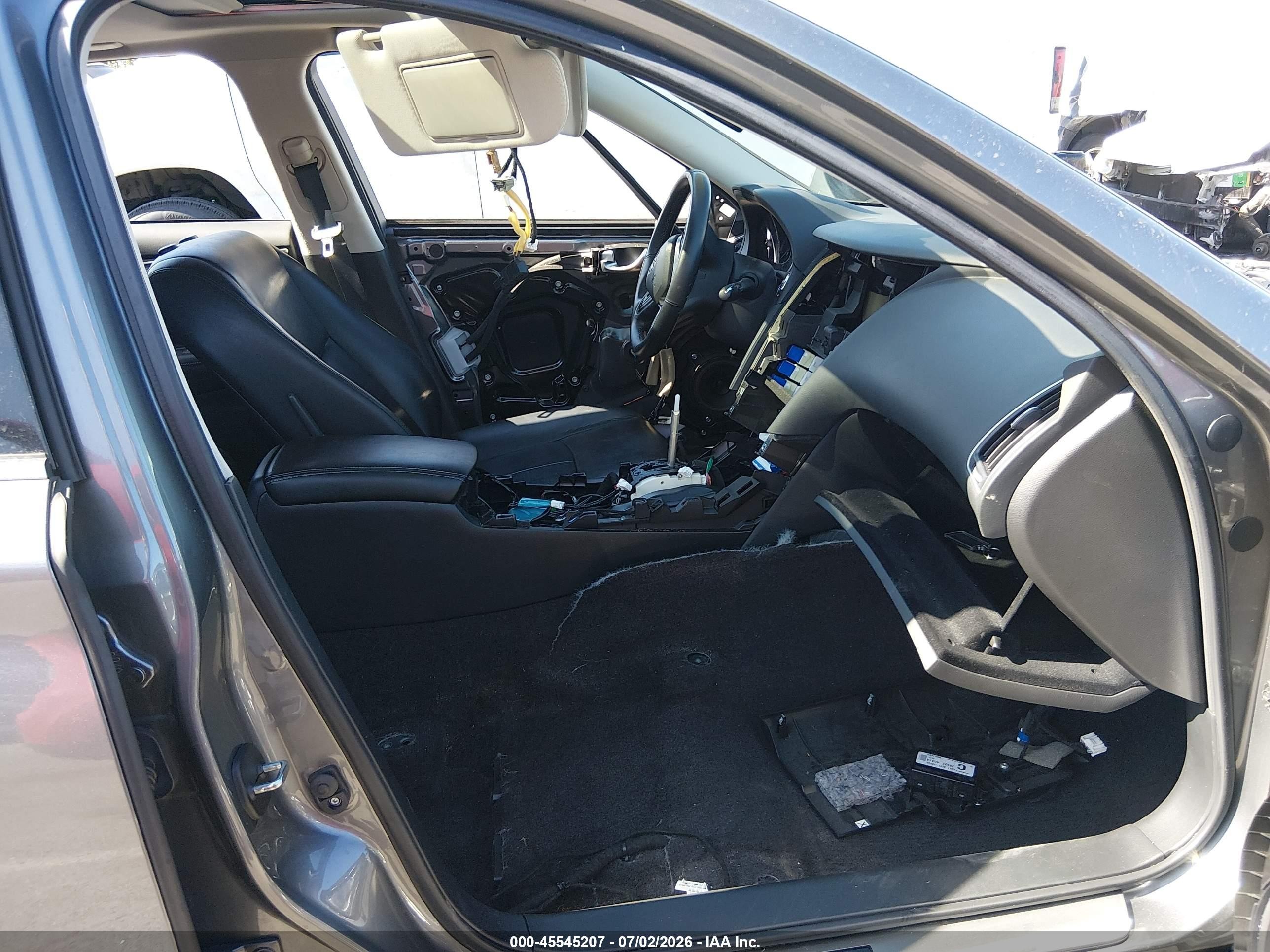 2021 Infiniti Q50 VIN JN1EV7BP8MM704507 IAAI salvage auction — Theft, Salvage (California), sold $1,550 on 2026-09-26 (photo 5)