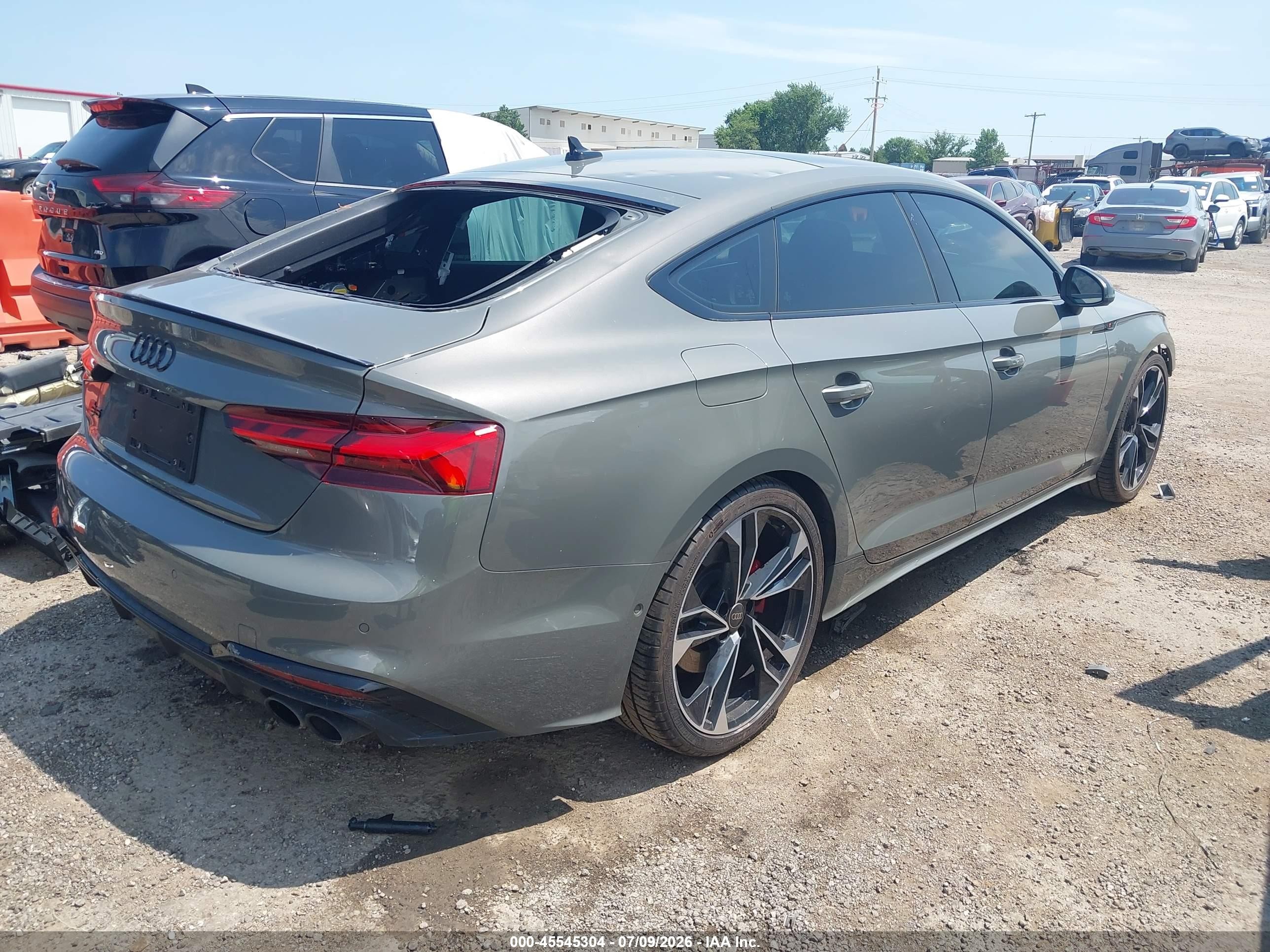 2025 Audi S5 VIN WAUB4CF58SA003949 IAAI salvage auction — Hail, Clear (Oklahoma), sold $18,100 on 2026-09-01 (photo 4)