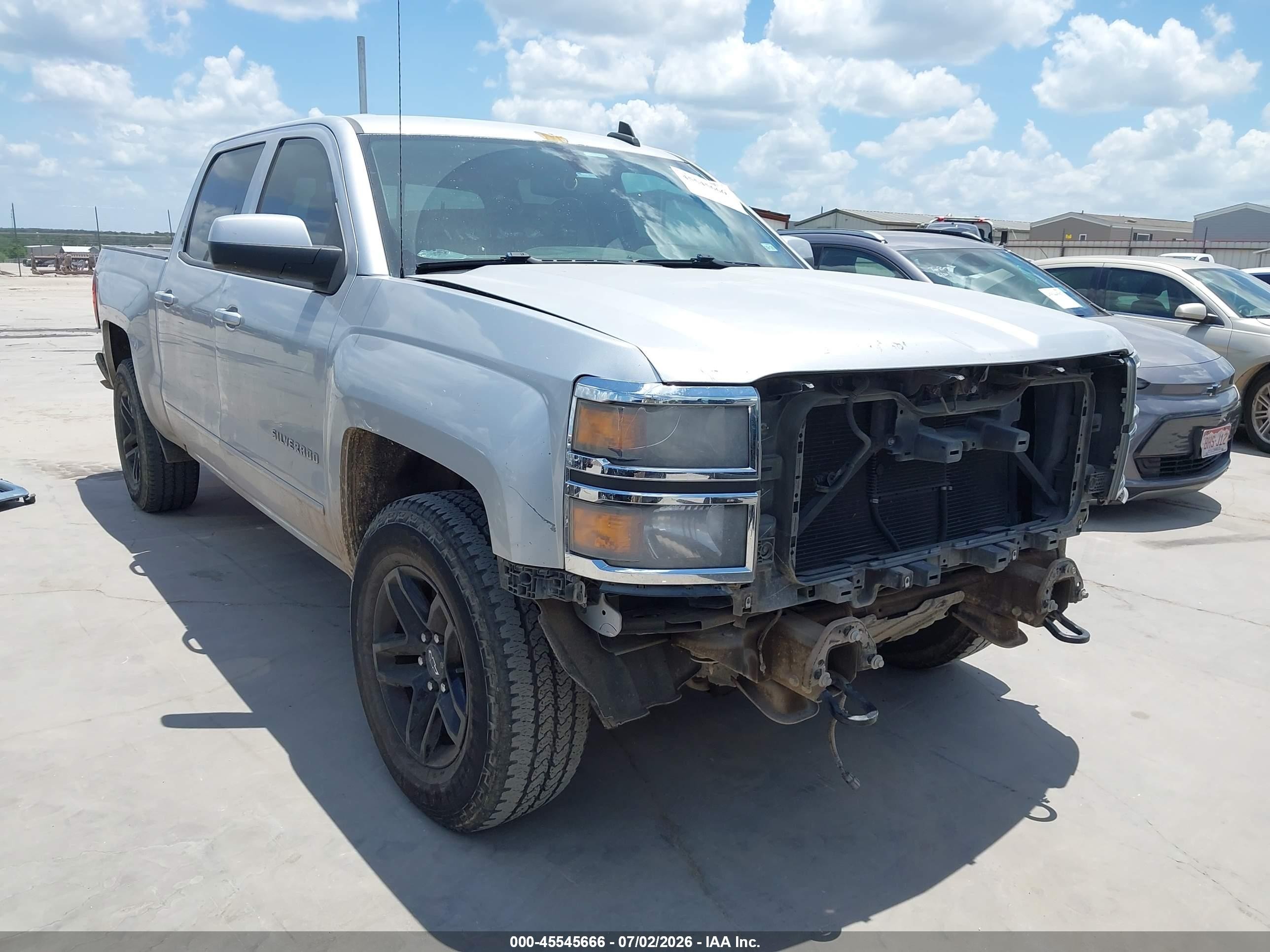 2015 Chevrolet Silverado 1500 VIN 3GCUKREC3FG135691 — IAAI salvage auction photo