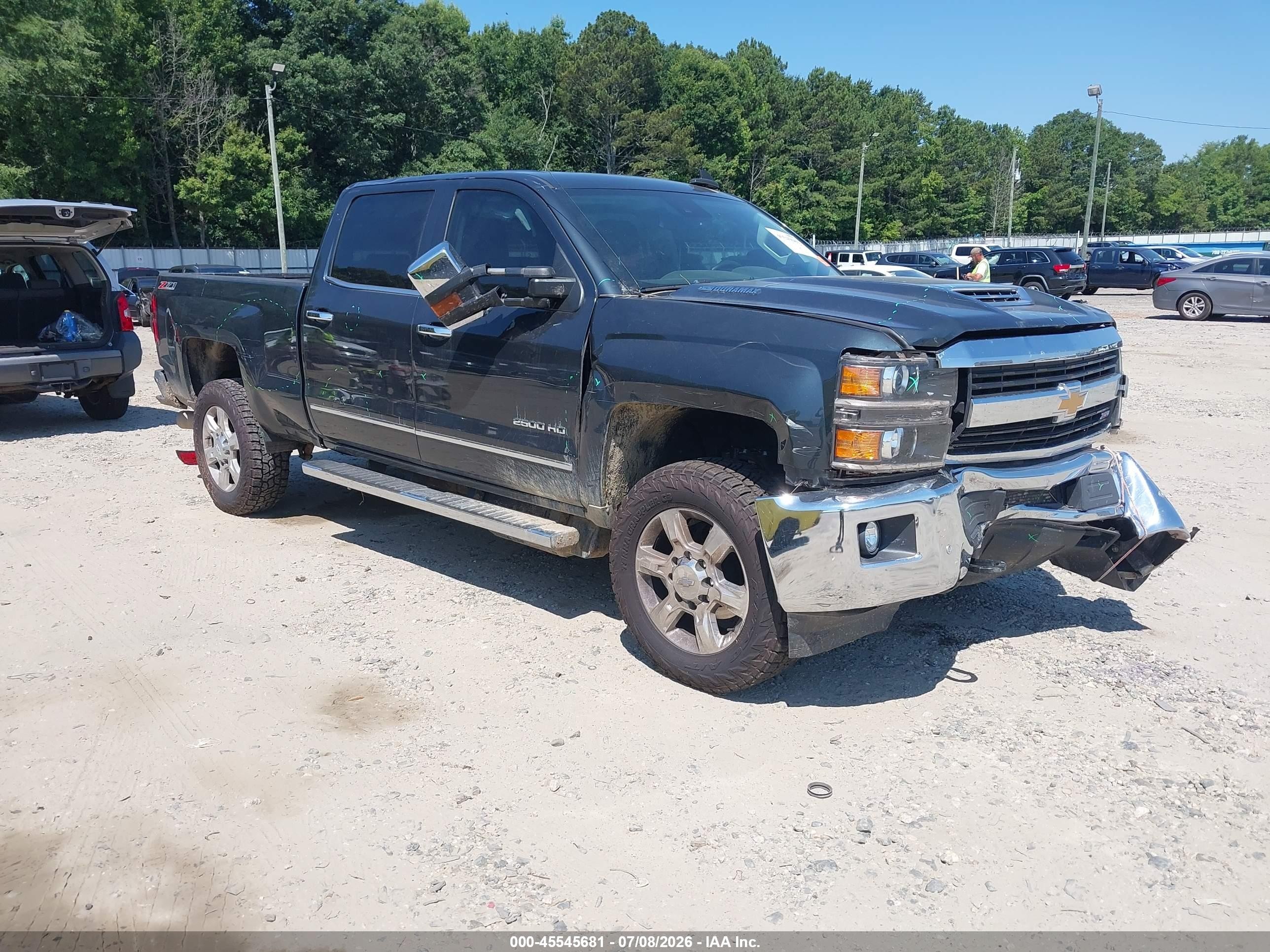 2017 Chevrolet Silverado 2500 VIN 1GC1KWEY9HF202084 — IAAI salvage auction photo