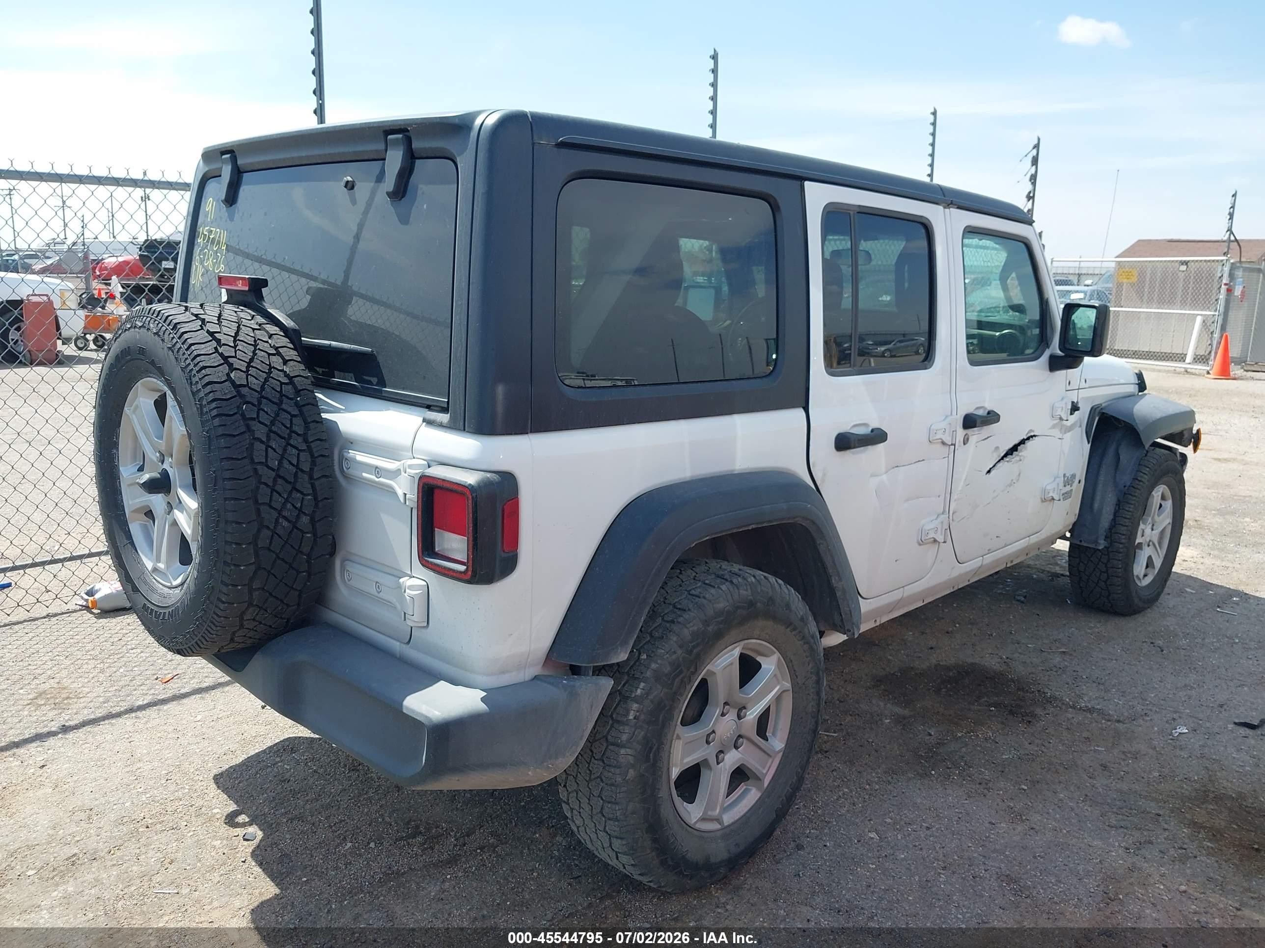 2021 Jeep Wrangler / VIN 1C4HJXDN5MW630775 IAAI salvage auction — Side, Original (Texas), sold $8,850 on 2026-09-09 (photo 4)