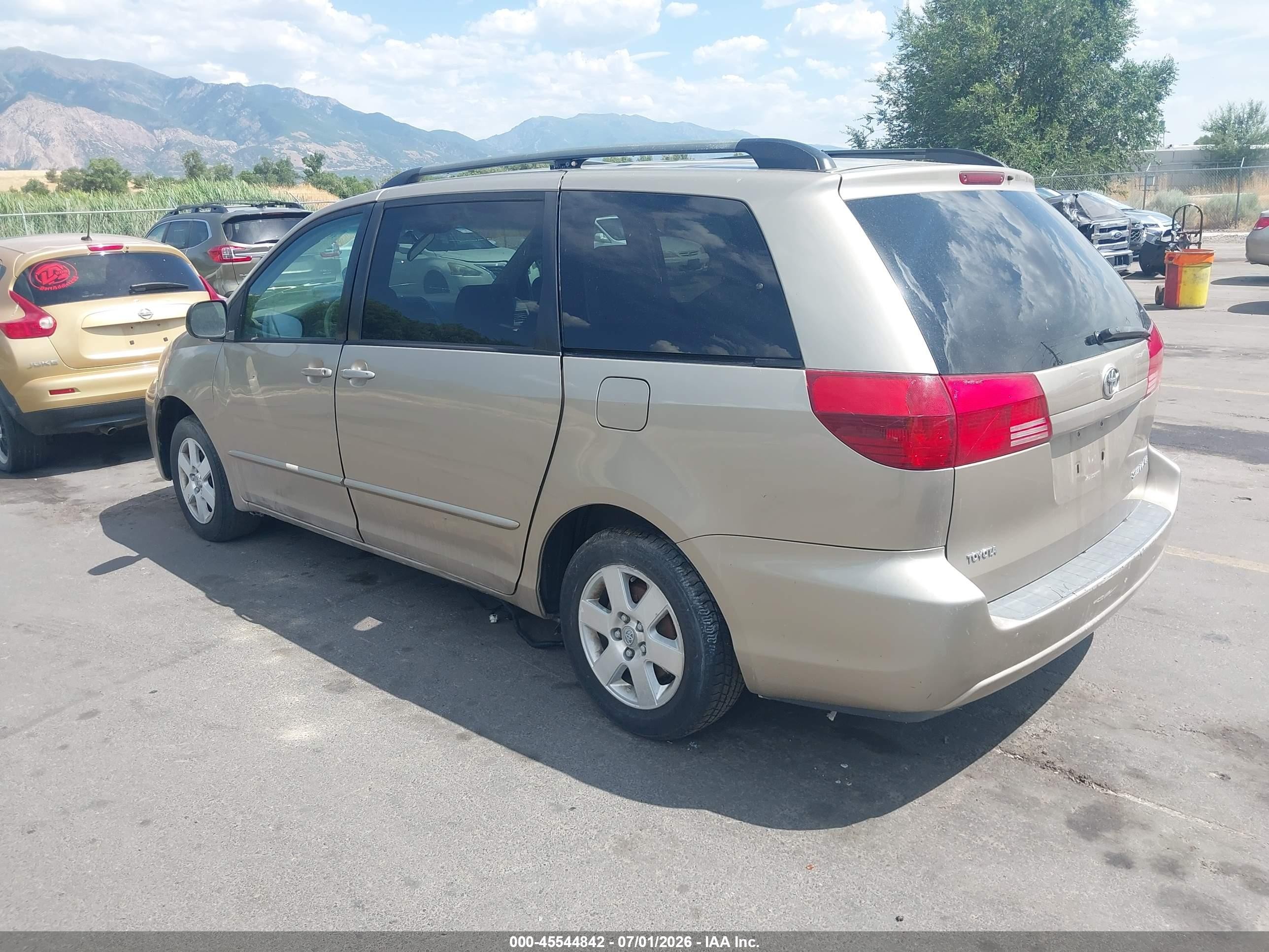 2004 Toyota Sienna VIN 5TDZA23C54S121292 IAAI salvage auction — Normal Wear, Clear (Utah), sold $325 on 2026-07-09 (photo 3)