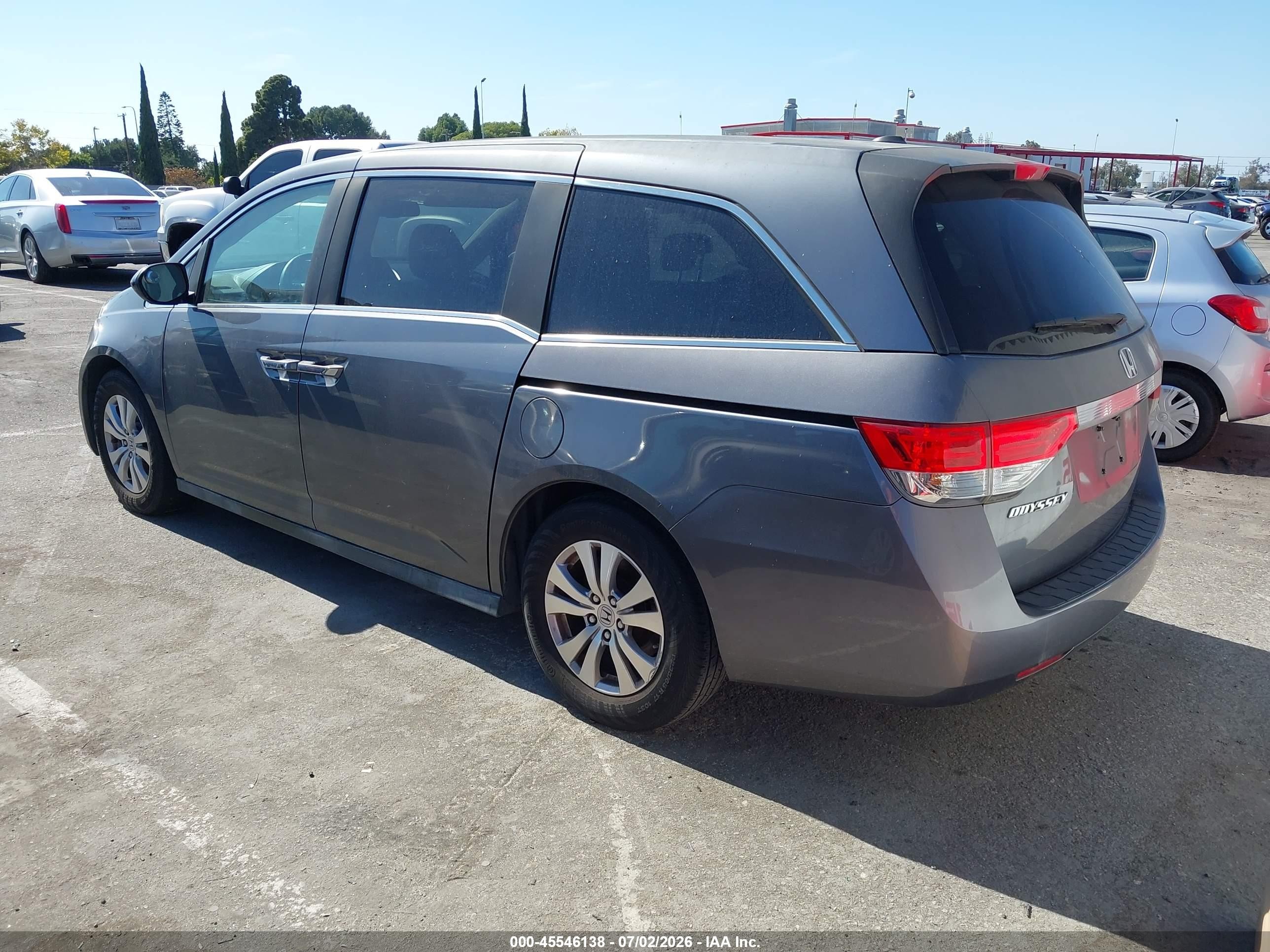 2014 Honda Odyssey VIN 5FNRL5H6XEB096474 IAAI salvage auction — Normal Wear, Clear - Dealer Only (California), sold $1,200 on 2026-07-09 (photo 3)