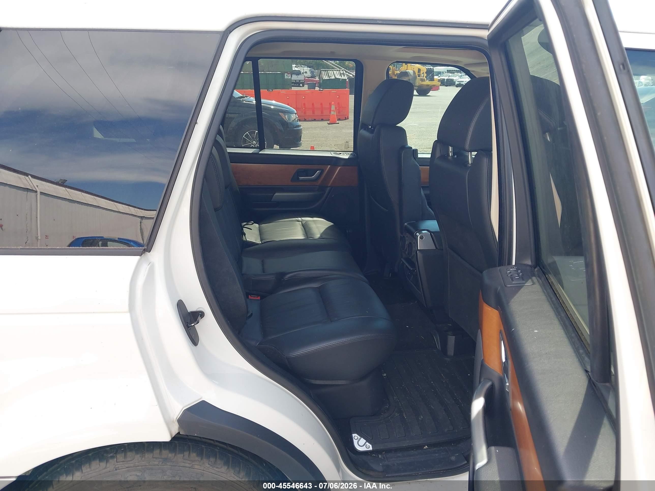 2007 Land Rover Range Rover Sport VIN SALSK25467A986495 IAAI salvage auction — Normal Wear, Clear-Dealer Only (Oregon), sold $1,600 on 2026-07-09 (photo 8)