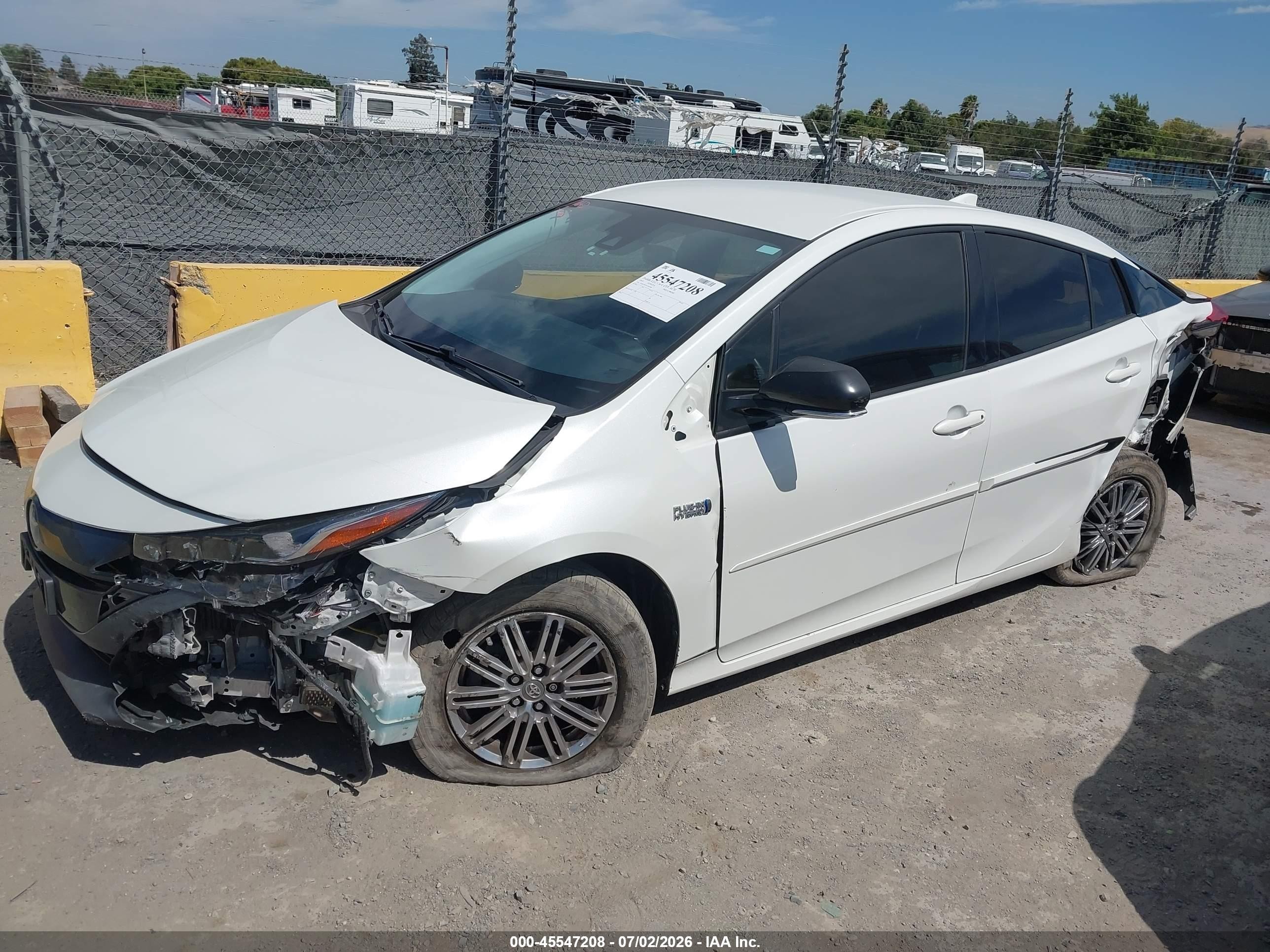 2018 Toyota Prius Prime VIN JTDKARFP7J3100708 IAAI salvage auction — Normal Wear, Clear - Dealer Only (California), sold $3,450 on 2026-07-09 (photo 2)