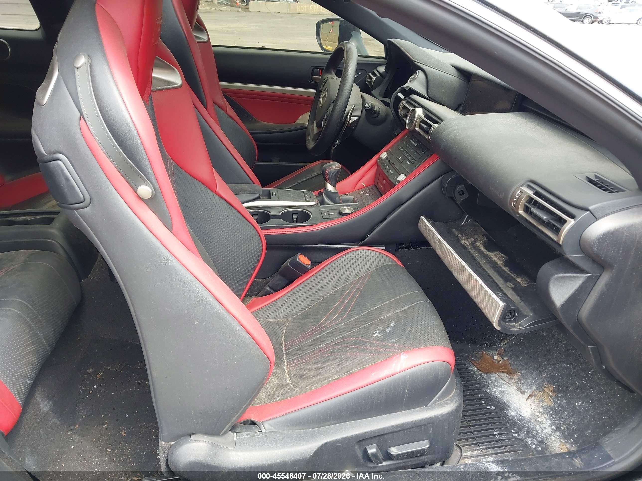 2020 Lexus RC F VIN JTHDP5BC6L5007719 IAAI salvage auction — Biohazard/Chemical, Mv-907A (New York), sold $28,300 on 2026-08-18 (photo 5)