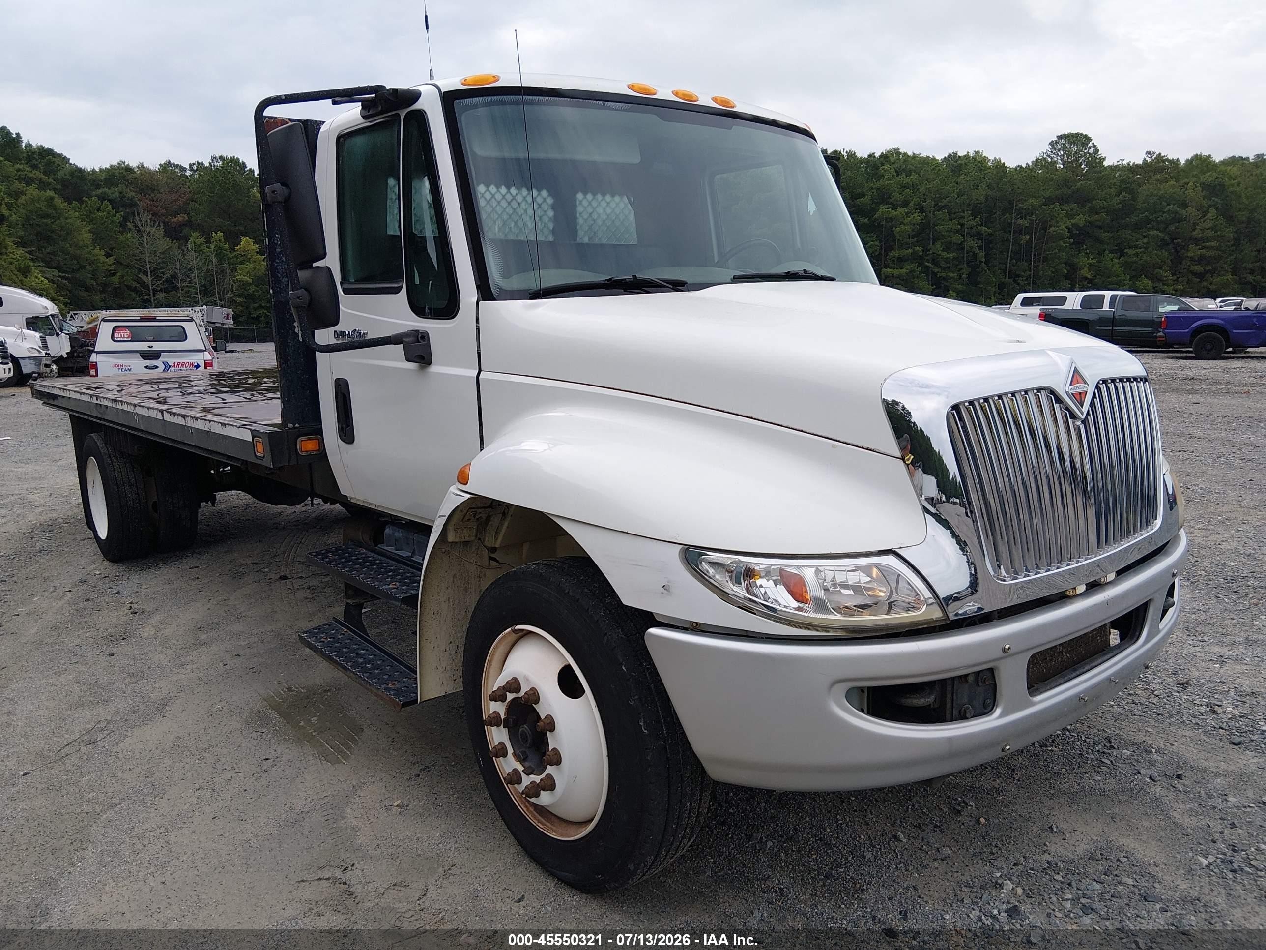 2014 International 4000-Series VIN 1HTJTSKM0EH789804 — IAAI salvage auction photo