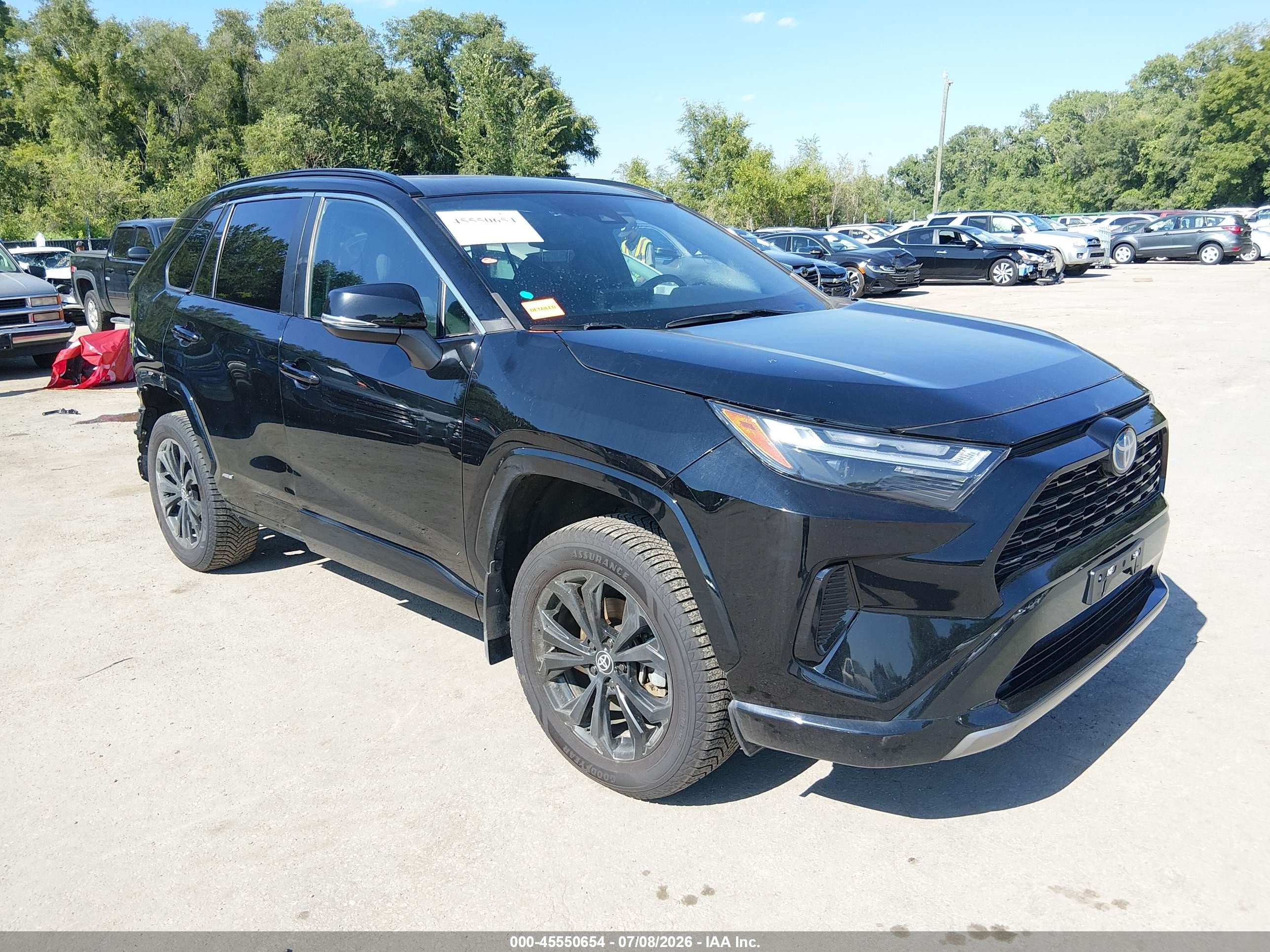 2022 Toyota RAV4 Hybrid VIN 2T3T6RFV0NW032792 — IAAI salvage auction photo