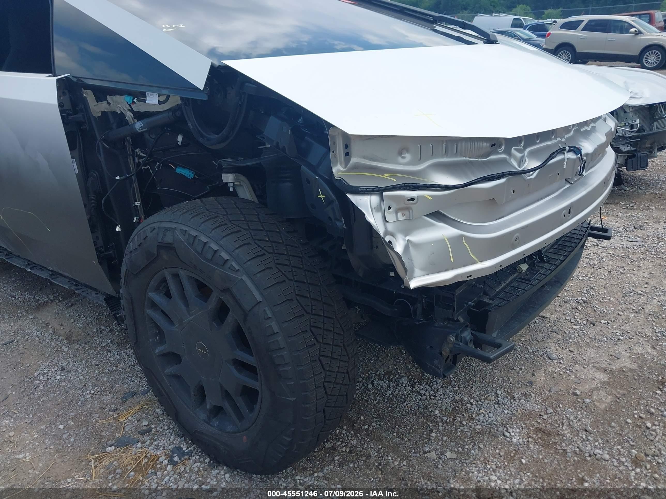2026 Tesla Cybertruck VIN 7G2CEHED1TA089795 IAAI salvage auction — Unknown, Salvage (Kentucky), sold $29,000 on 2026-08-27 (photo 6)