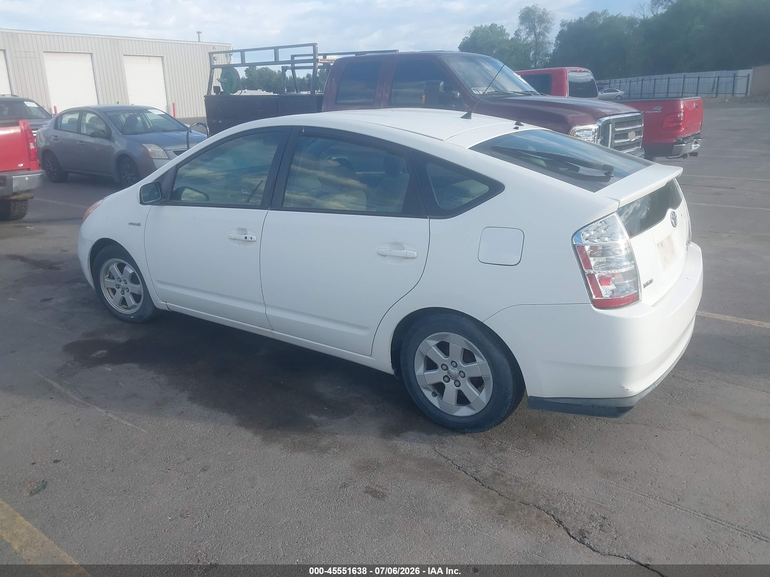 2006 Toyota Prius VIN JTDKB20U763128390 IAAI salvage auction — Normal Wear, Clear (Utah), sold $250 on 2026-07-09 (photo 3)