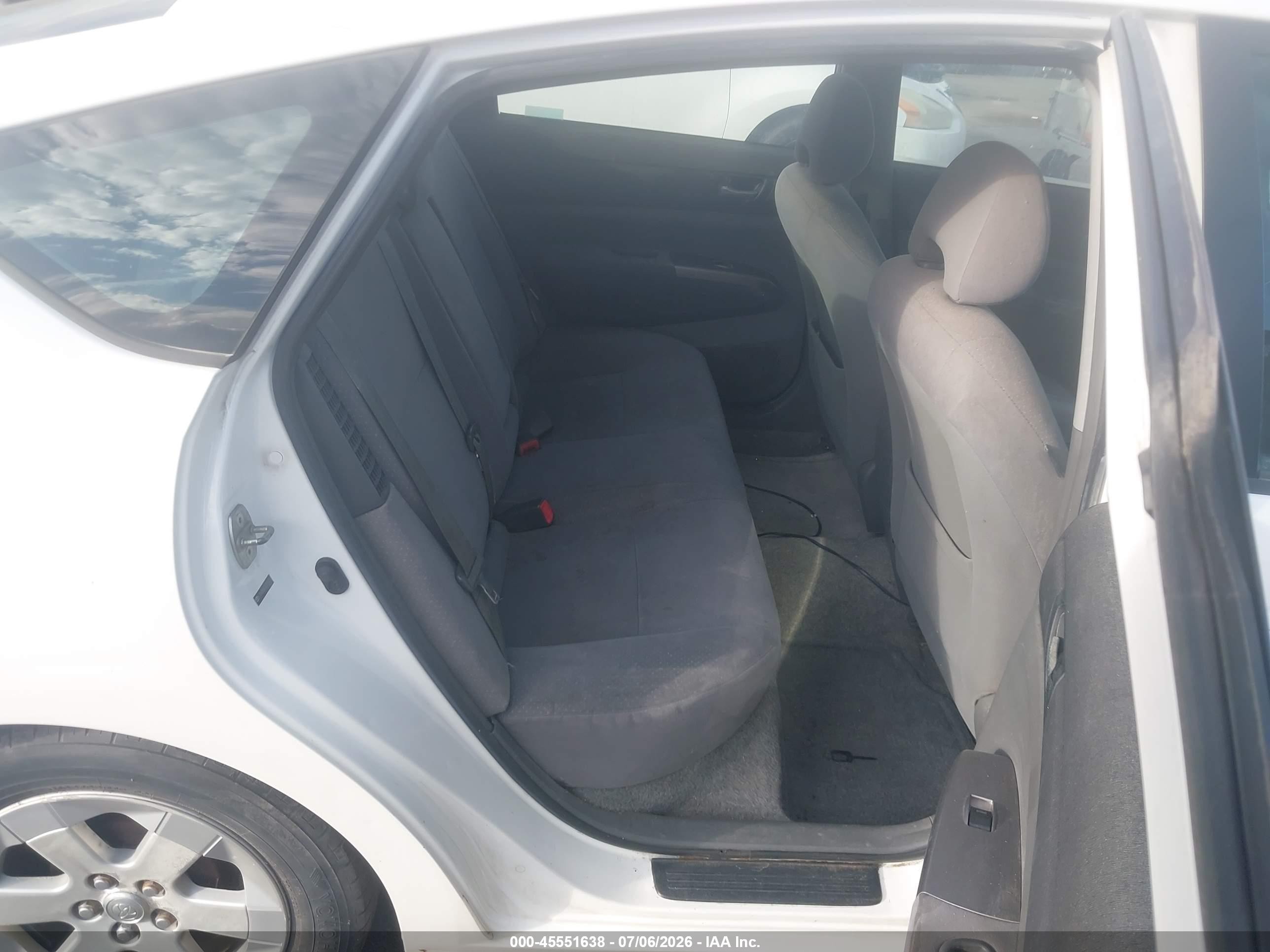 2006 Toyota Prius VIN JTDKB20U763128390 IAAI salvage auction — Normal Wear, Clear (Utah), sold $250 on 2026-07-09 (photo 8)