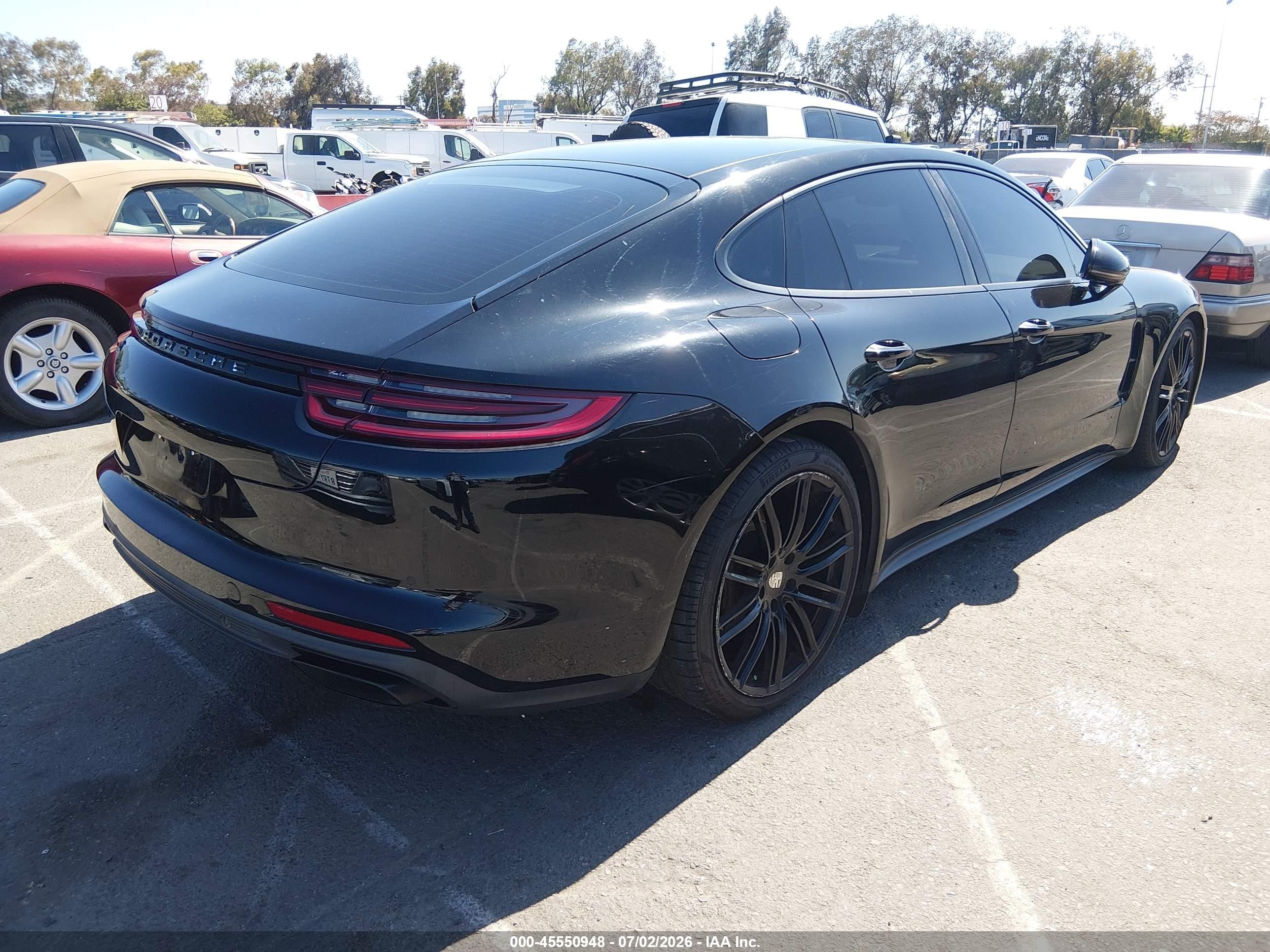 2018 Porsche Panamera VIN WP0AA2A74JL104032 IAAI salvage auction — Normal Wear, Clear (Nevada), sold $12,800 on 2026-07-09 (photo 4)