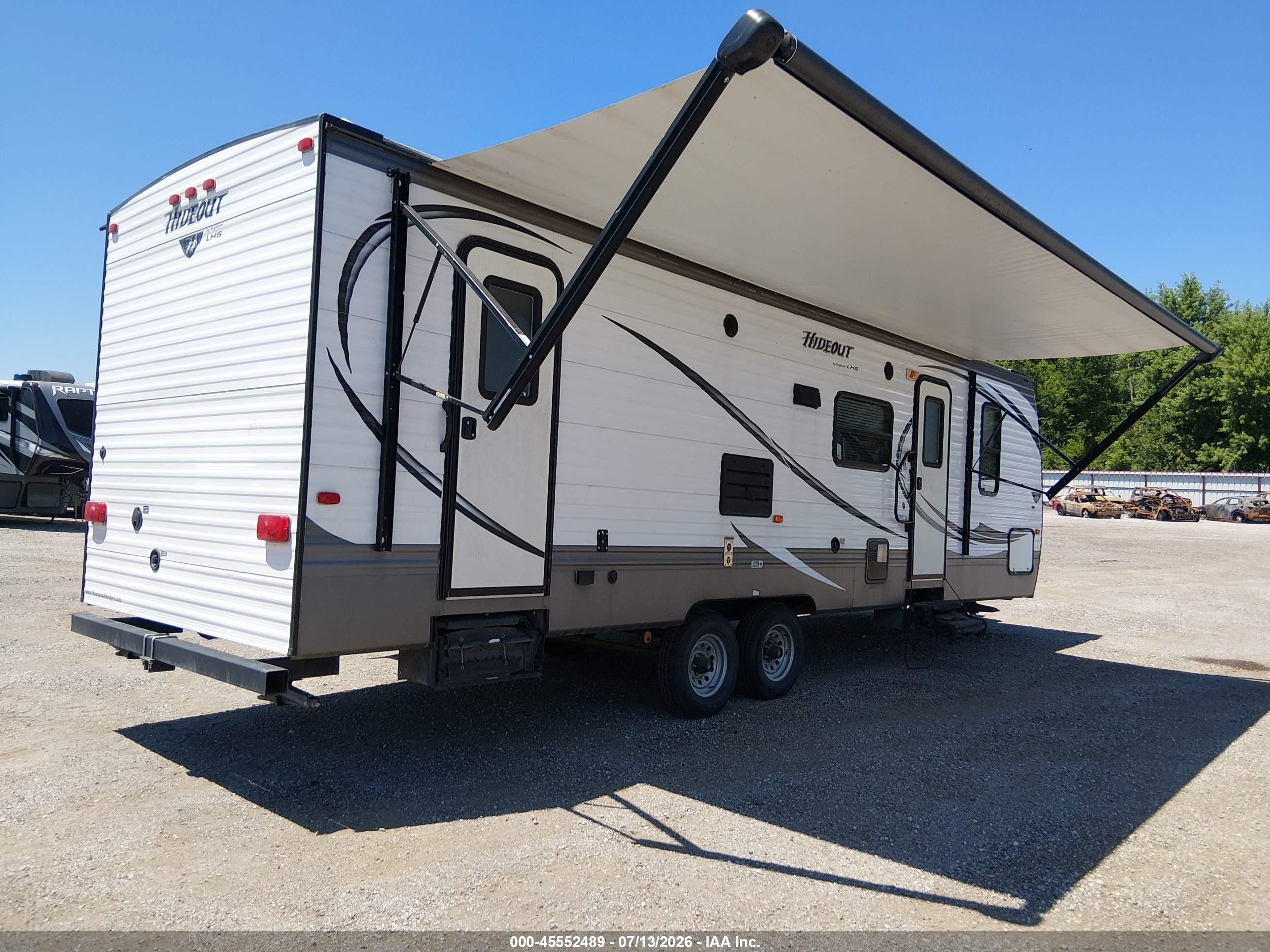 2015 Keystone Hideout VIN 4YDT28027F7201334 IAAI salvage auction — Hail, Regular Certificate (Iowa), sold $2,700 on 2026-09-13 (photo 4)