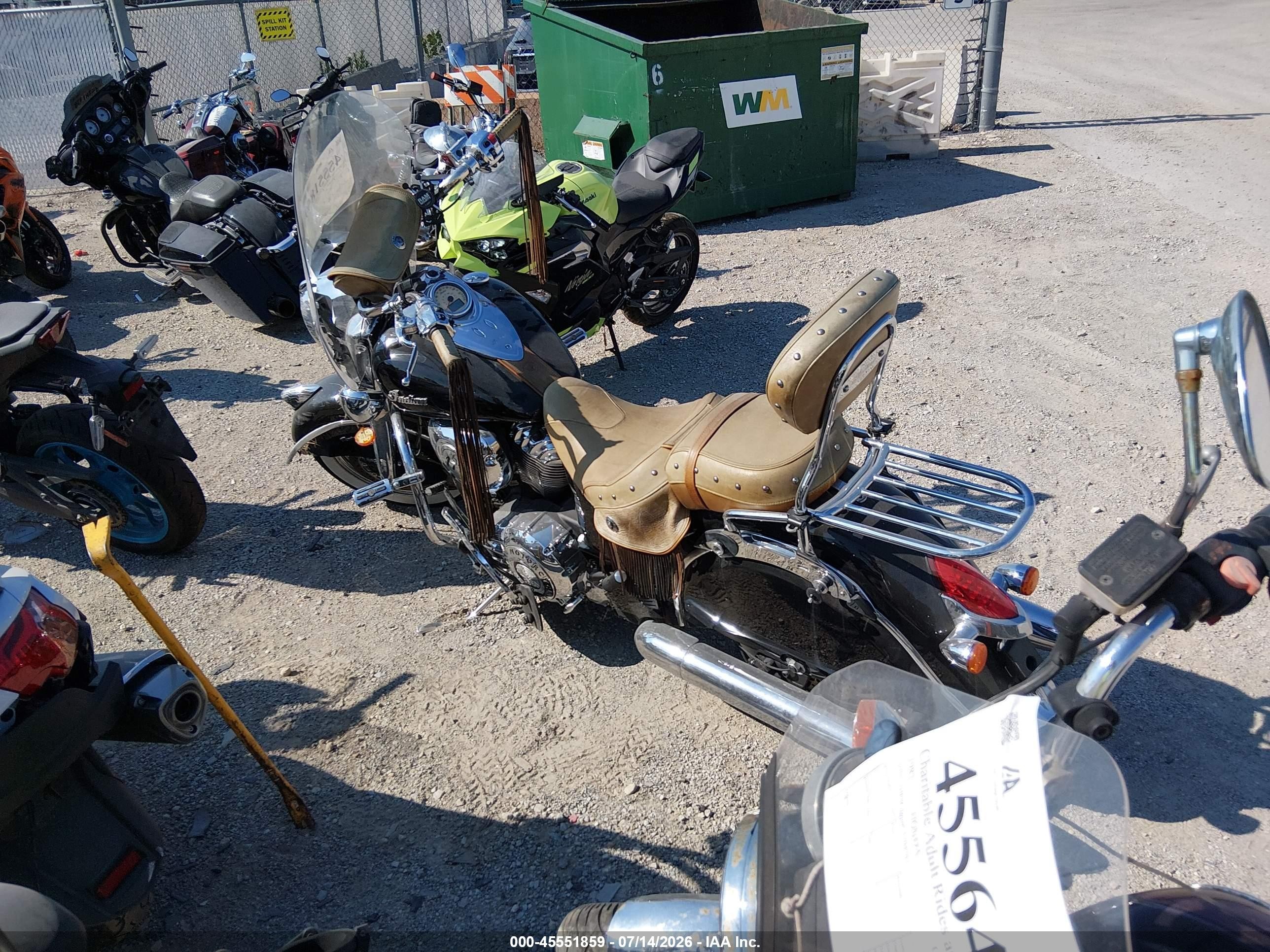 2014 Indian Motorcycle Co. Chief VIN 56KCCVAA6E3311022 IAAI salvage auction — Side, Rebuildable (Florida), sold $2,400 on 2026-09-09 (photo 3)