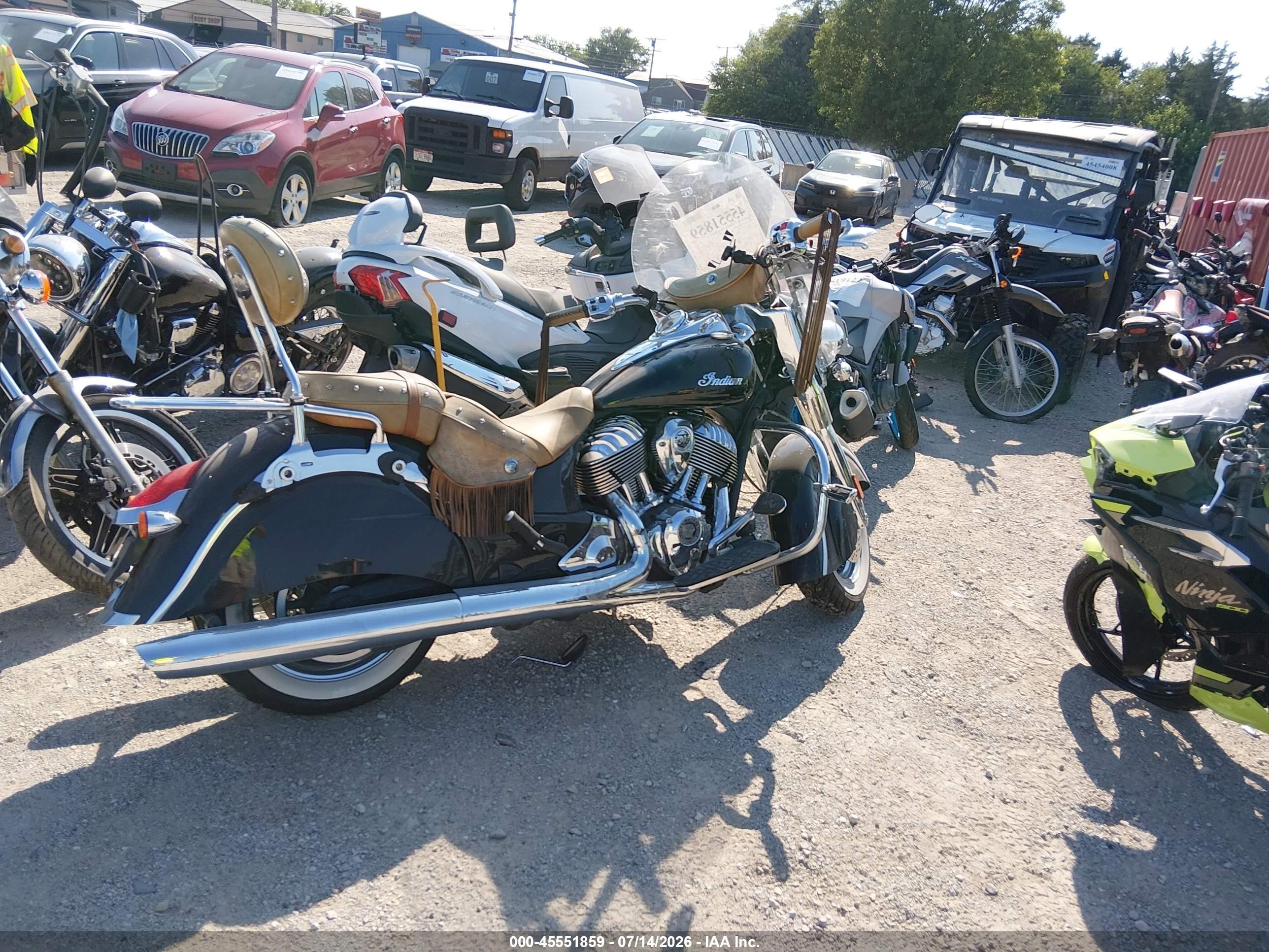 2014 Indian Motorcycle Co. Chief VIN 56KCCVAA6E3311022 IAAI salvage auction — Side, Rebuildable (Florida), sold $2,400 on 2026-09-09 (photo 4)