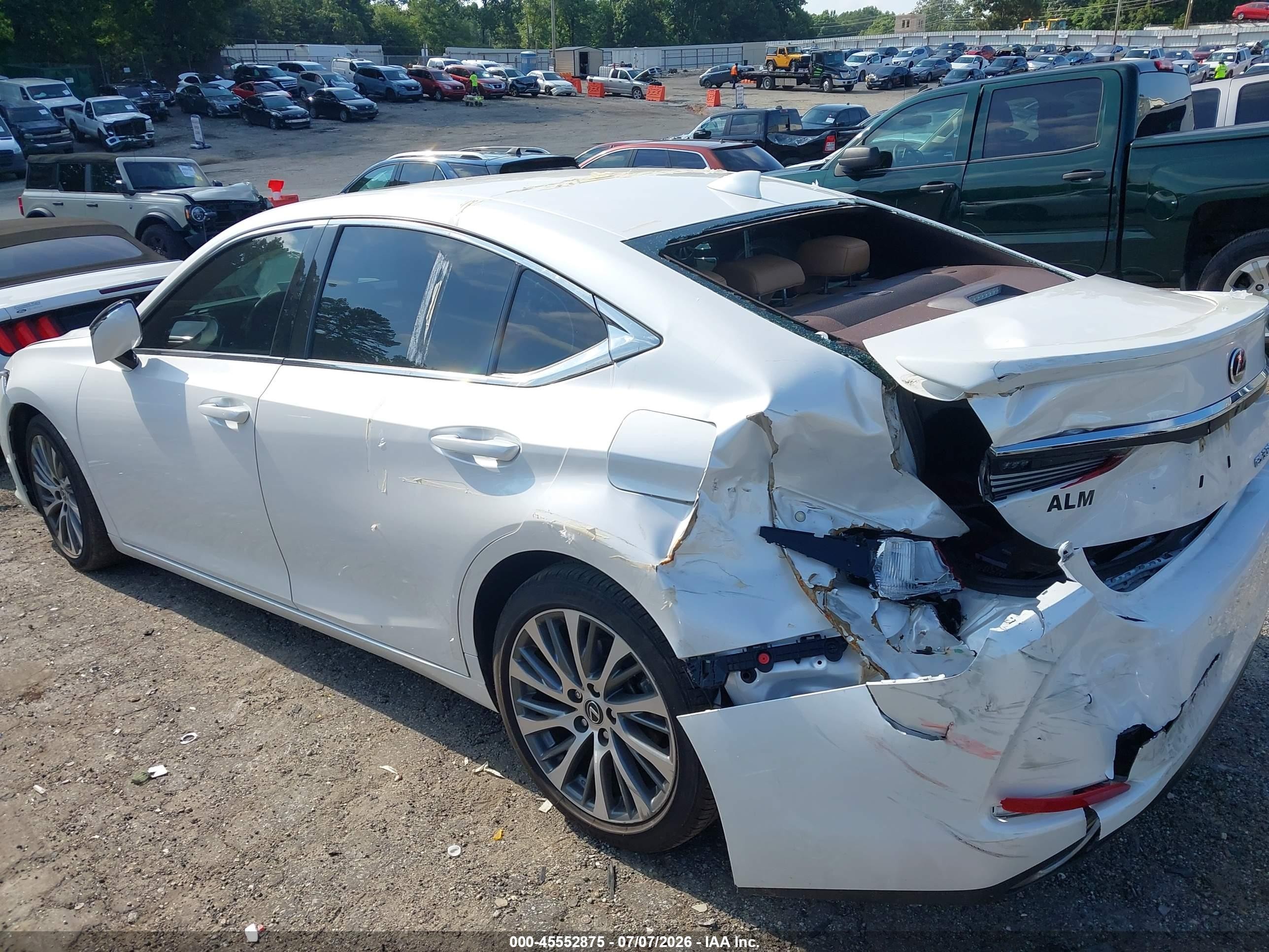 2021 Lexus ES 350 VIN 58ADZ1B1XMU094619 IAAI salvage auction — Front End, Salvage (Georgia), sold $15,300 on 2026-09-11 (photo 3)
