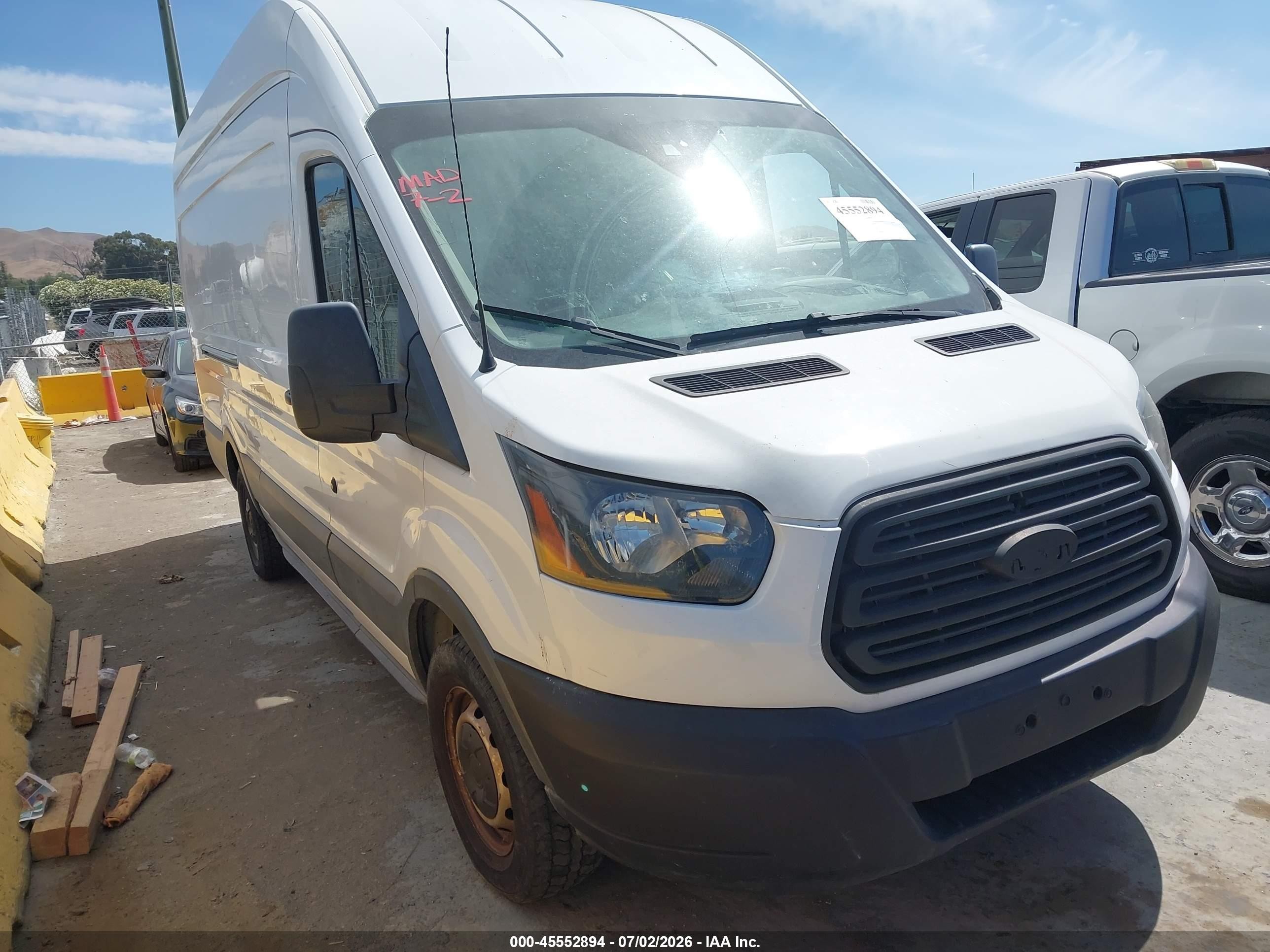 2015 Ford Transit-250 VIN 1FTYR3XV0FKA15784 IAAI salvage auction — Normal Wear, Clear - Dealer Only (California), sold $1,850 on 2026-07-09 (photo 1)