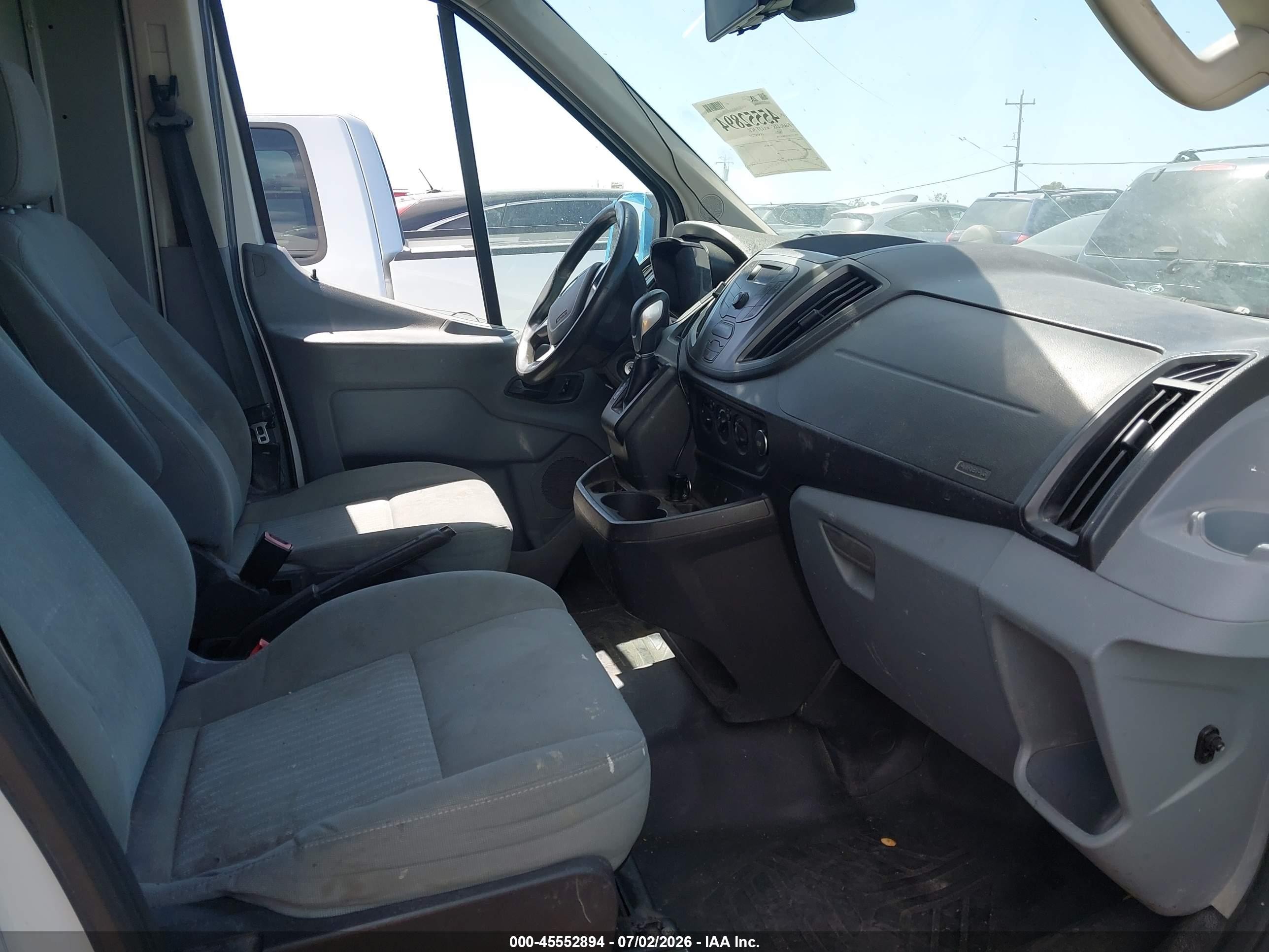 2015 Ford Transit-250 VIN 1FTYR3XV0FKA15784 IAAI salvage auction — Normal Wear, Clear - Dealer Only (California), sold $1,850 on 2026-07-09 (photo 5)