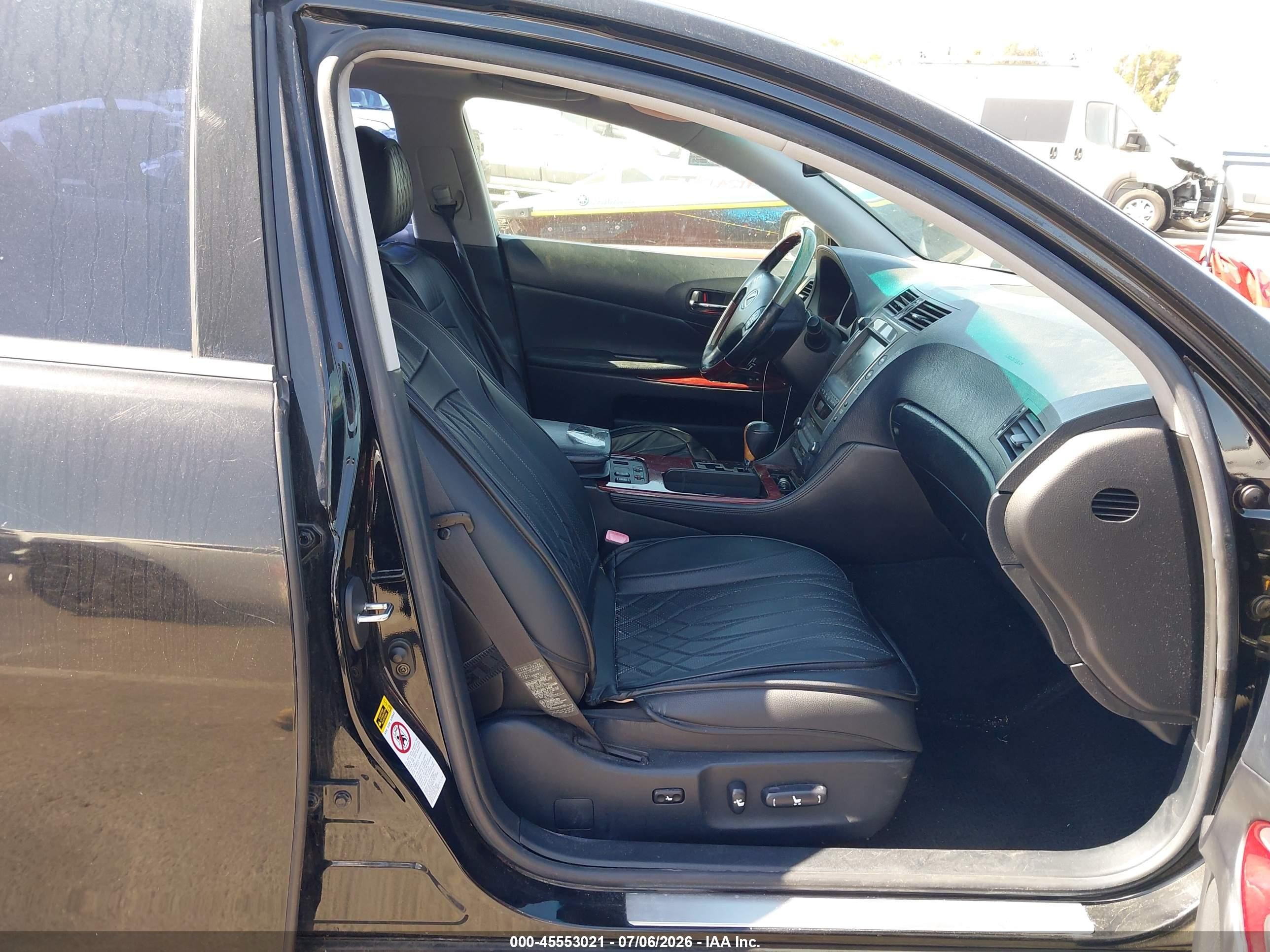 2006 Lexus GS 300 VIN JTHBH96S165027930 IAAI salvage auction — Normal Wear, Clear - Dealer Only (California), sold $1,250 on 2026-07-09 (photo 5)