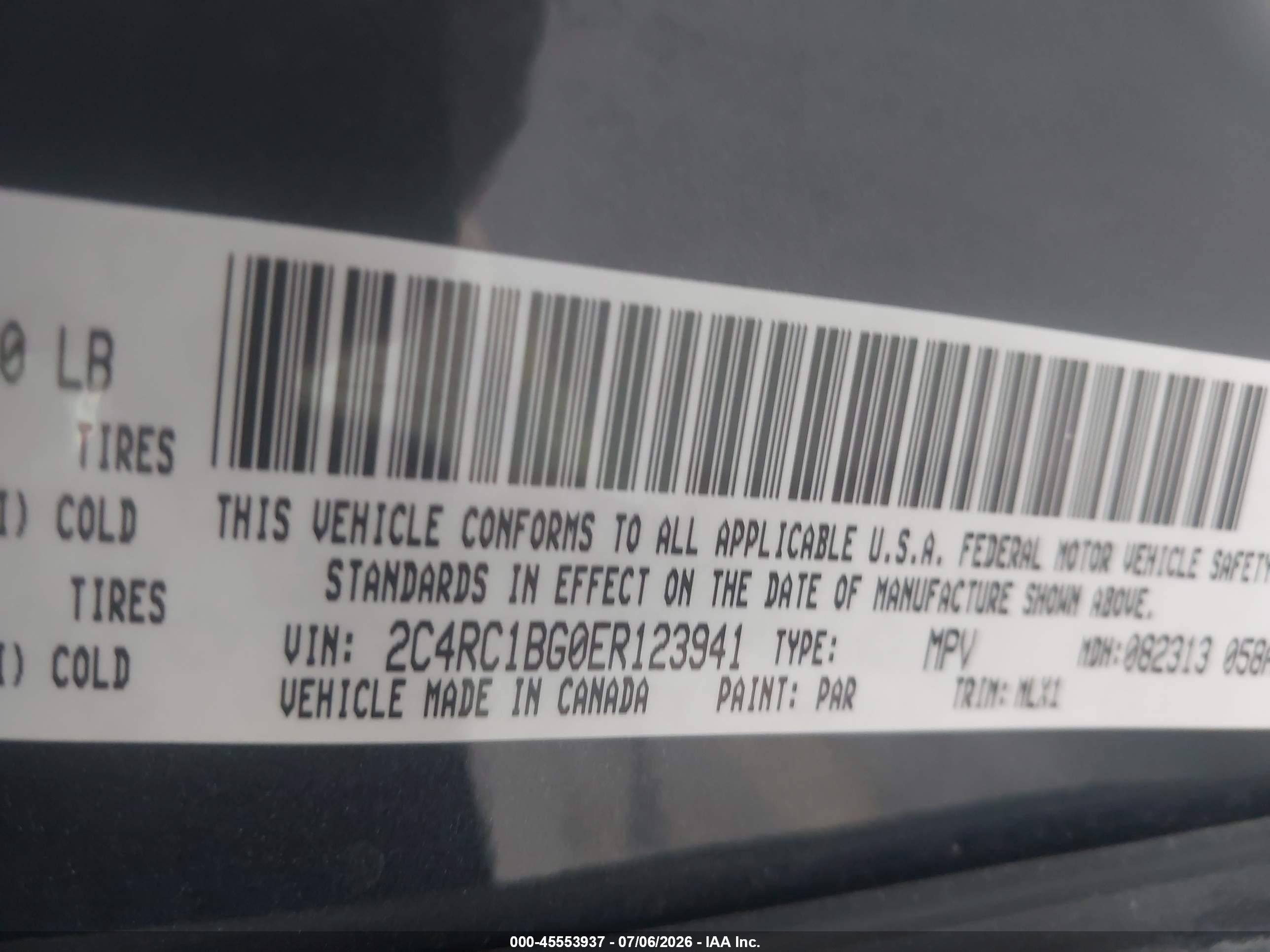 2014 Chrysler Town & Country VIN 2C4RC1BG0ER123941 IAAI salvage auction — Normal Wear, Clear (Utah), sold $300 on 2026-07-09 (photo 9)