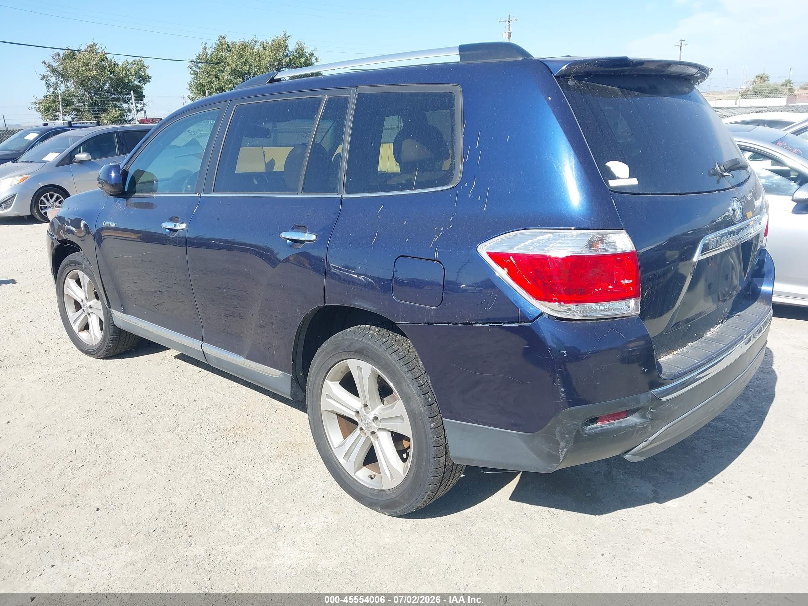 2012 Toyota Highlander VIN 5TDDK3EH0CS130633 IAAI salvage auction — Normal Wear, Clear - Dealer Only (California), sold $3,000 on 2026-07-09 (photo 3)