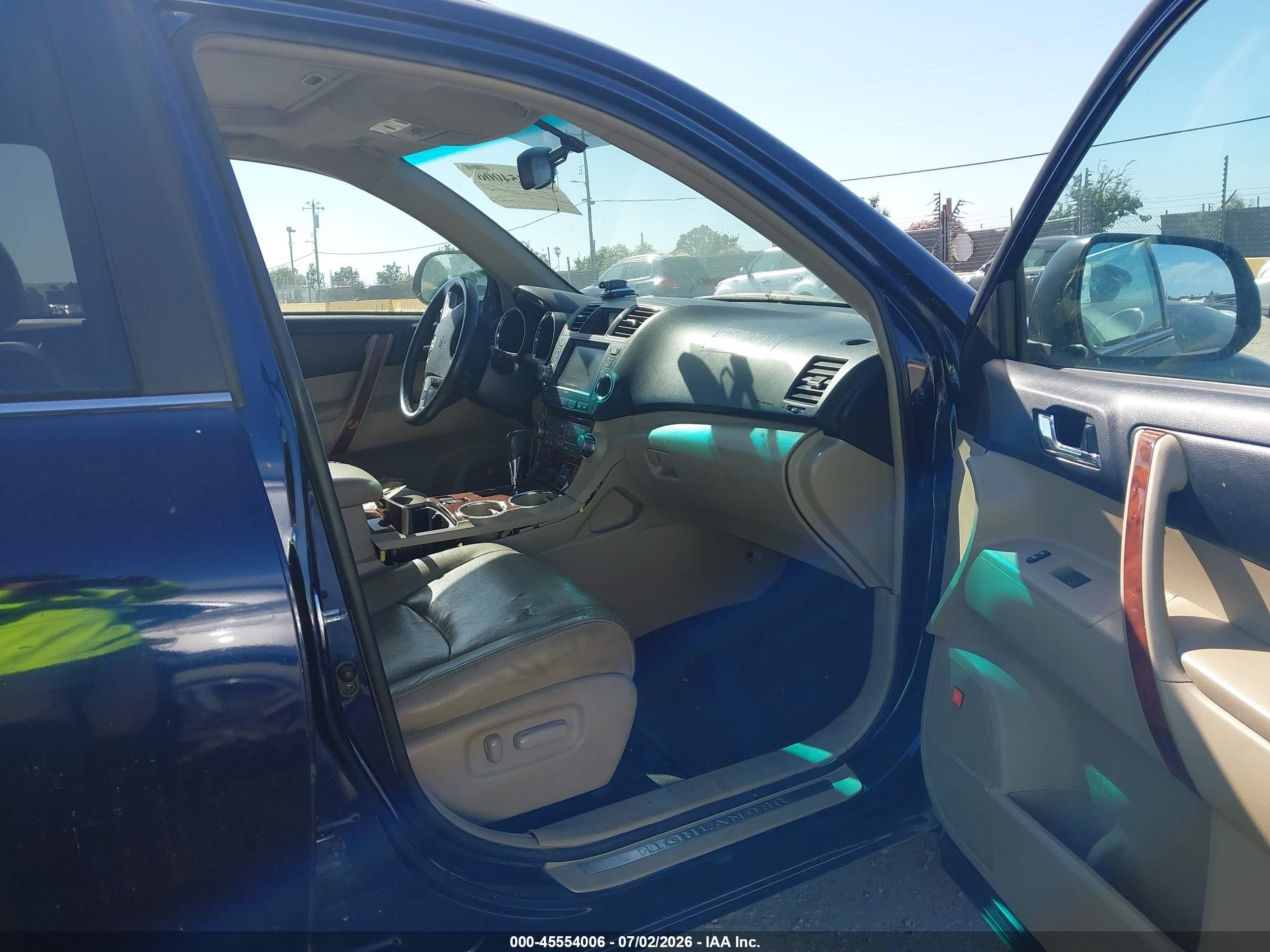 2012 Toyota Highlander VIN 5TDDK3EH0CS130633 IAAI salvage auction — Normal Wear, Clear - Dealer Only (California), sold $3,000 on 2026-07-09 (photo 5)