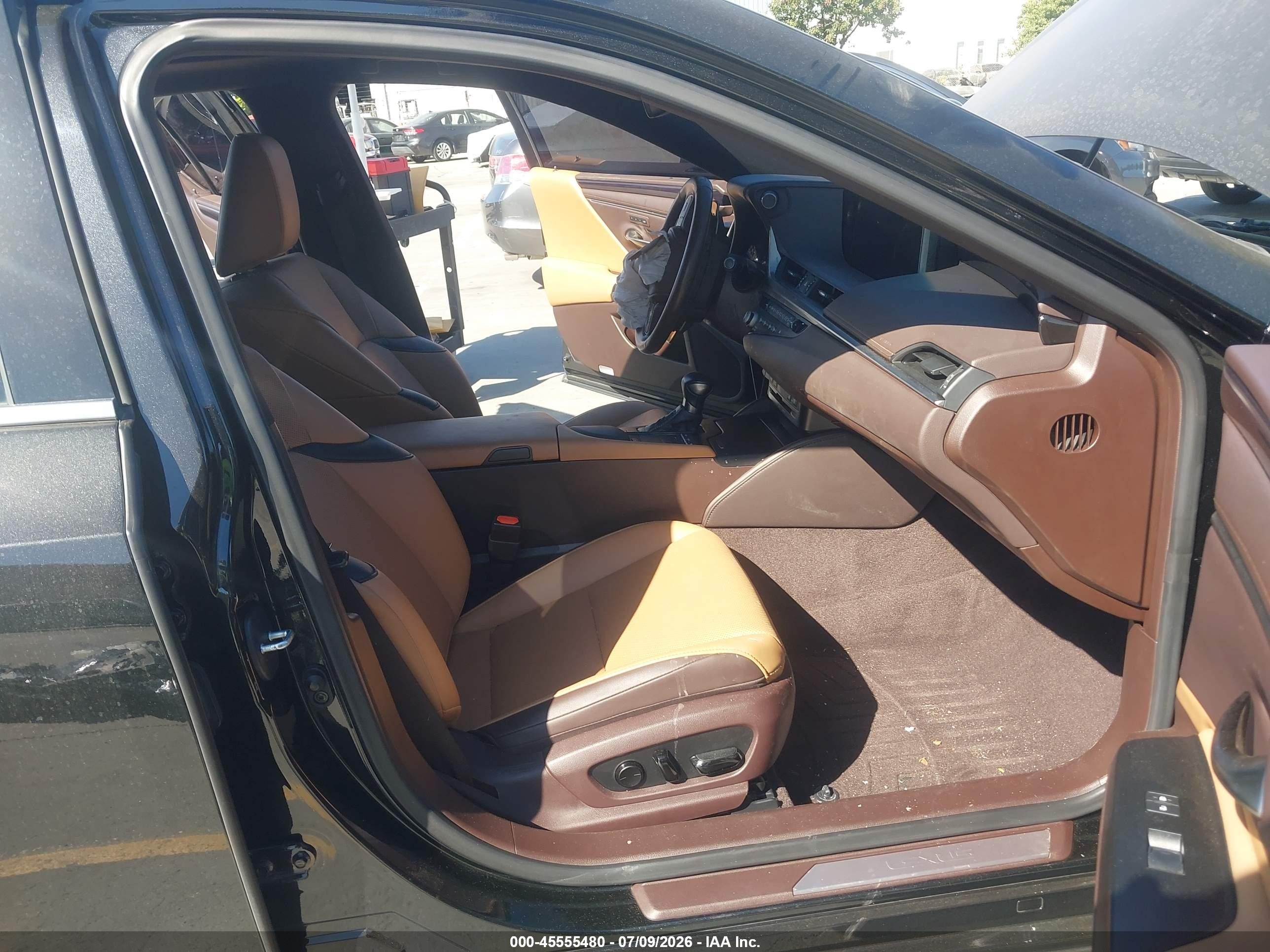 2021 Lexus ES 350 VIN 58ADZ1B18MU106346 IAAI salvage auction — Front End, Salvage (California), sold $8,500 on 2026-09-13 (photo 5)