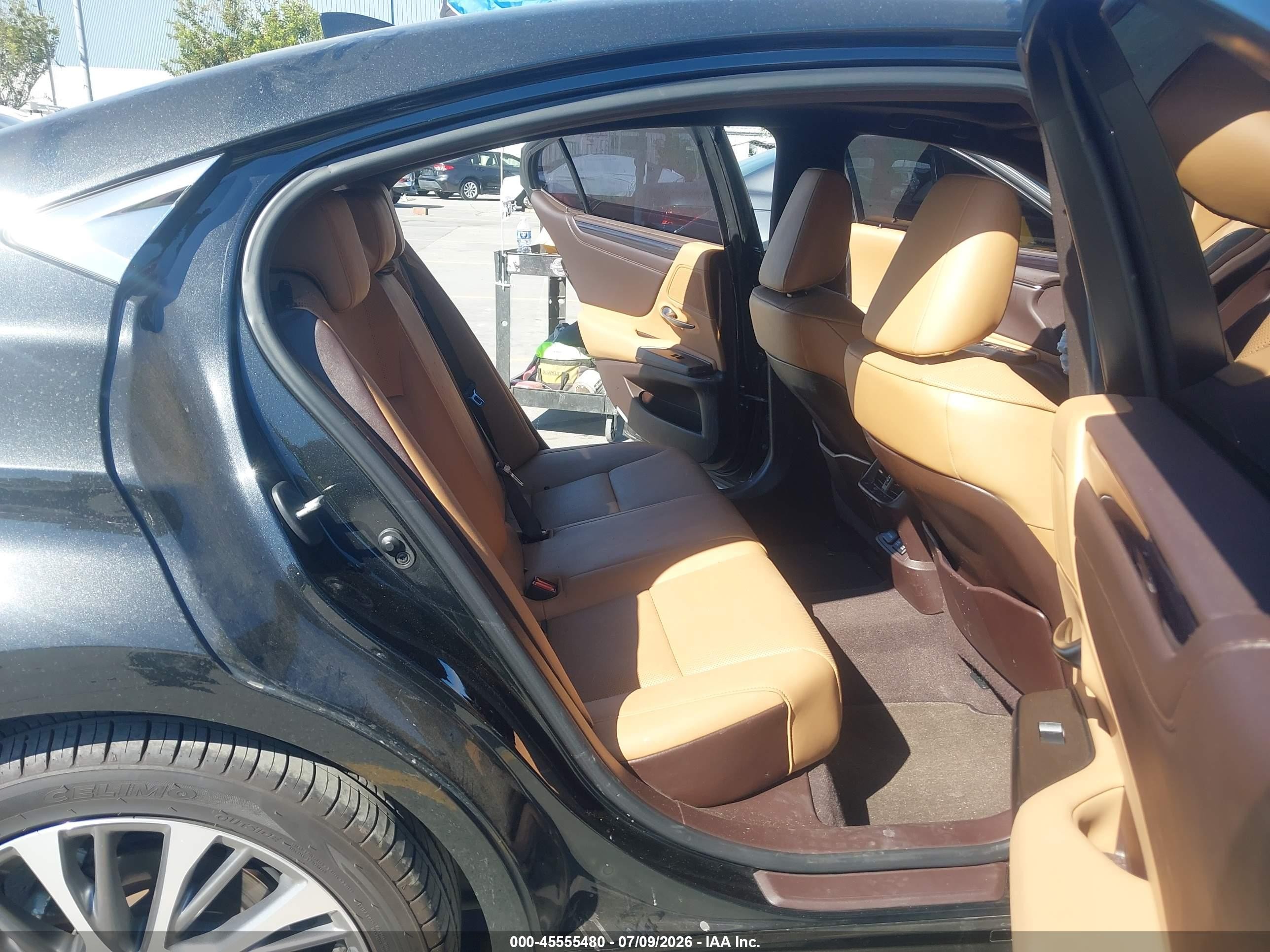 2021 Lexus ES 350 VIN 58ADZ1B18MU106346 IAAI salvage auction — Front End, Salvage (California), sold $8,500 on 2026-09-13 (photo 8)
