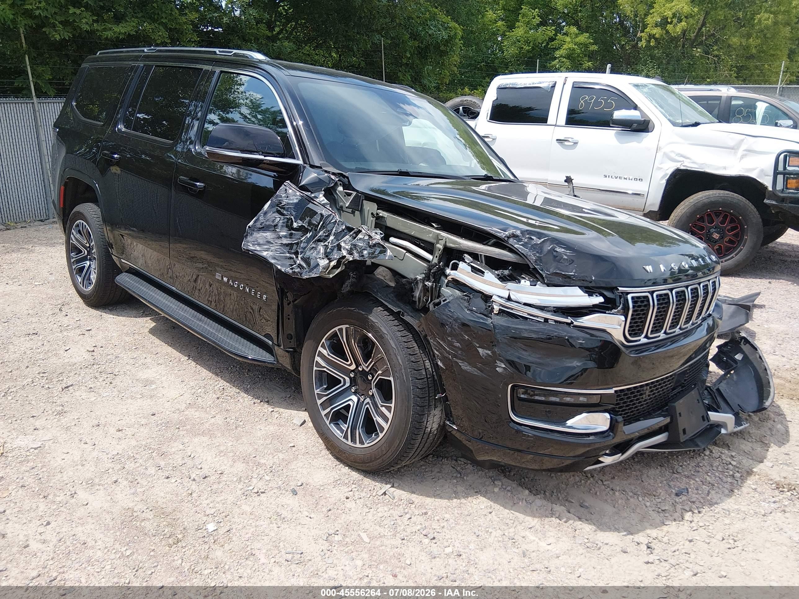 2024 Jeep Wagoneer VIN 1C4SJVBP7RS195108 — IAAI salvage auction photo