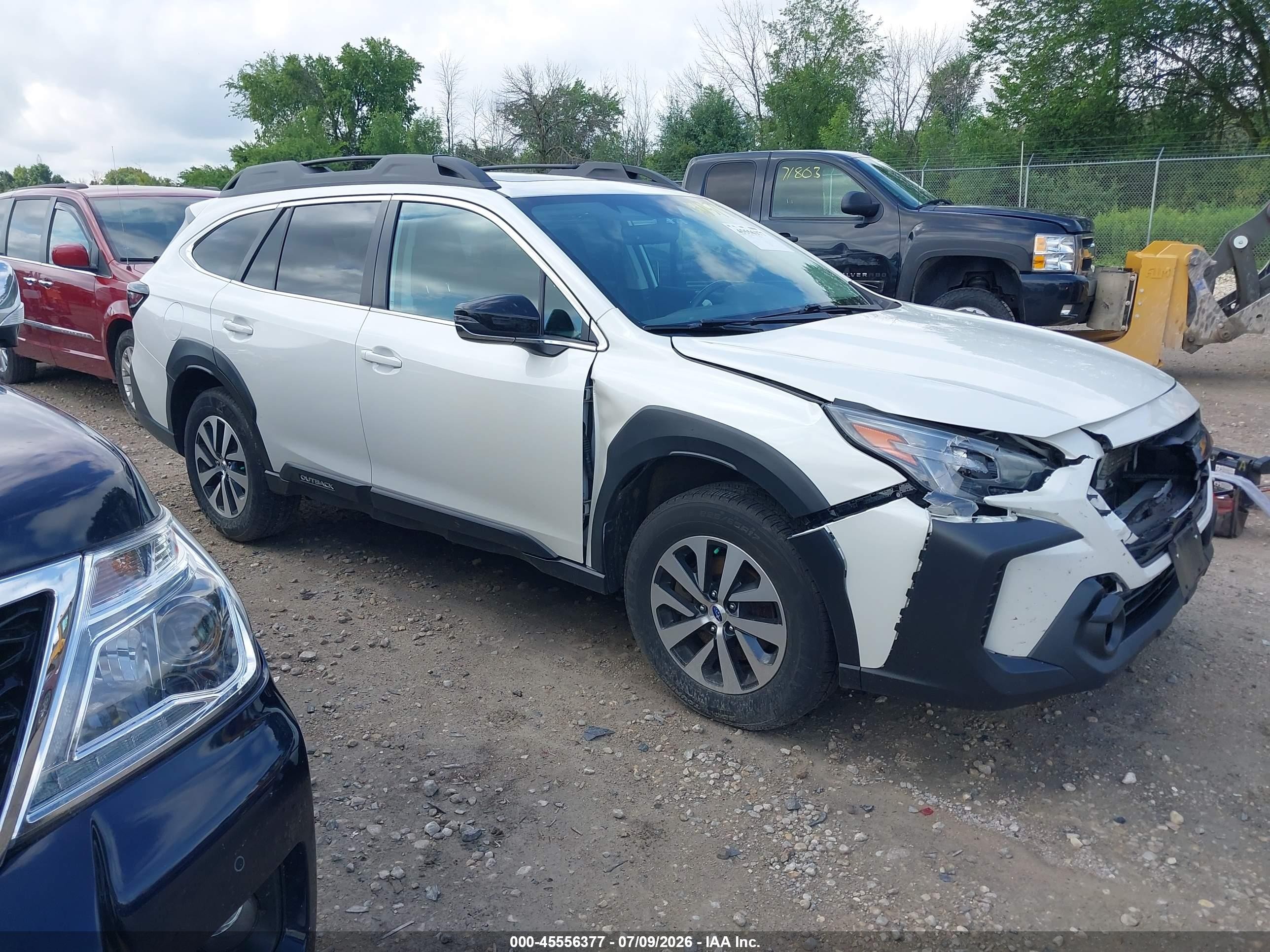 2023 Subaru Outback VIN 4S4BTAFC2P3213088 — IAAI salvage auction photo