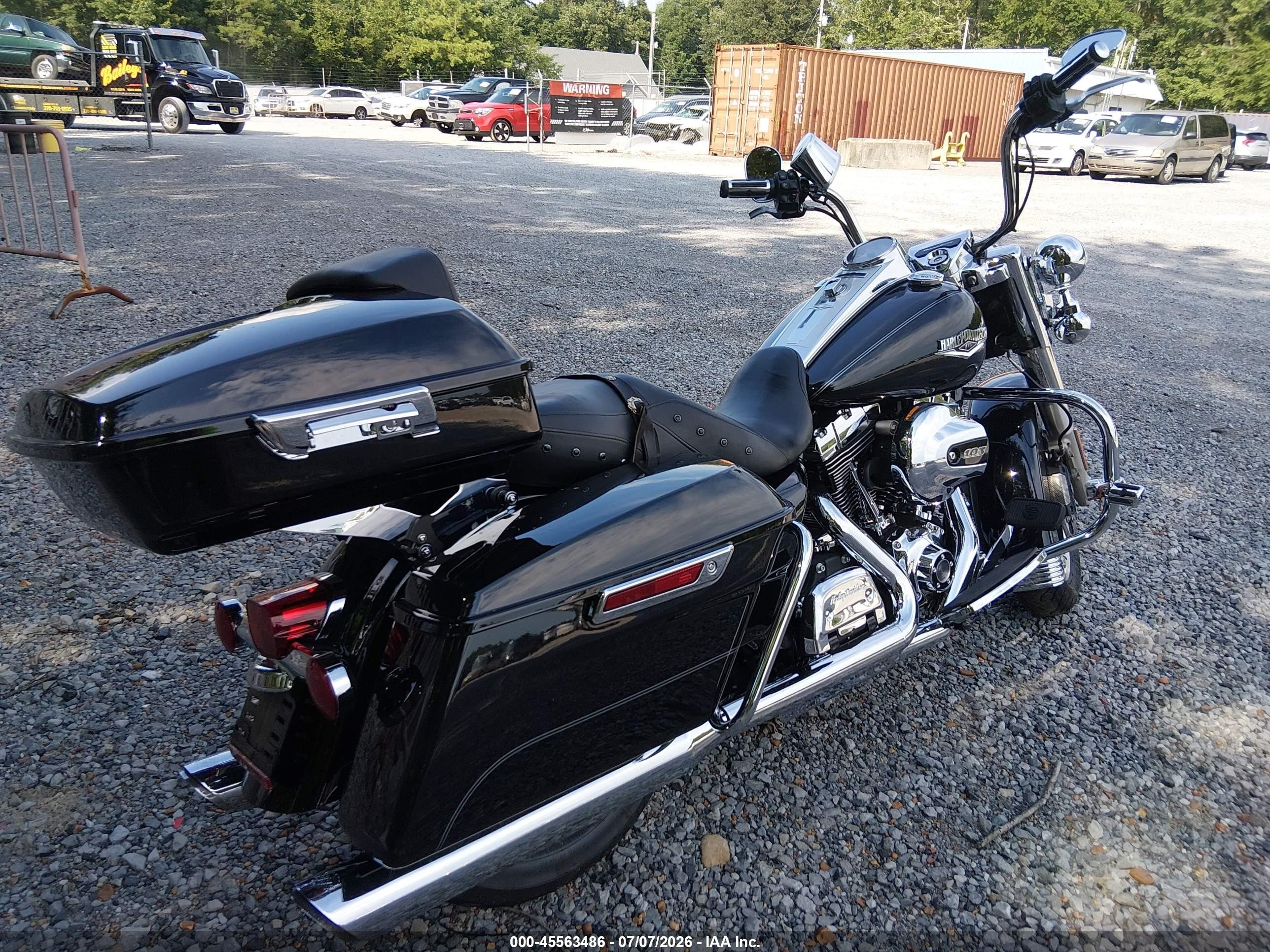 2014 Harley-davidson Road king VIN 1HD1FBM10EB609259 IAAI salvage auction — Side, Bill Of Sale (Kentucky), sold $1,850 on 2026-09-09 (photo 4)