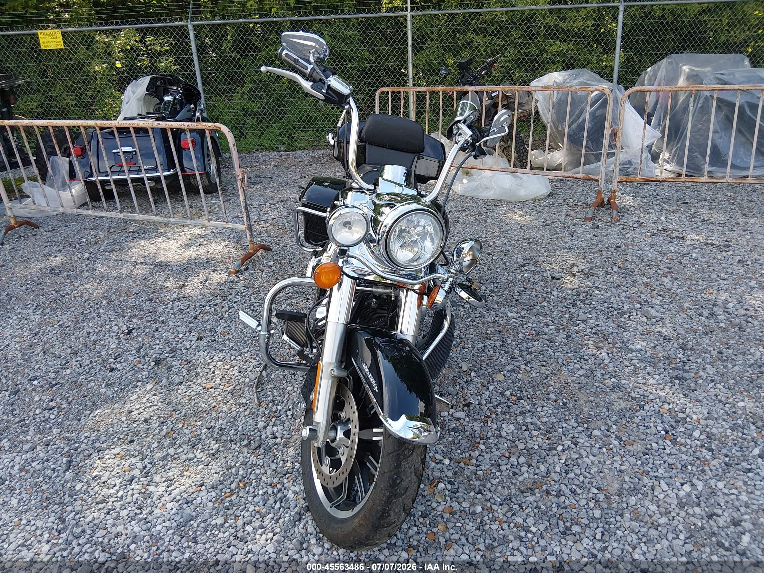 2014 Harley-davidson Road king VIN 1HD1FBM10EB609259 IAAI salvage auction — Side, Bill Of Sale (Kentucky), sold $1,850 on 2026-09-09 (photo 5)