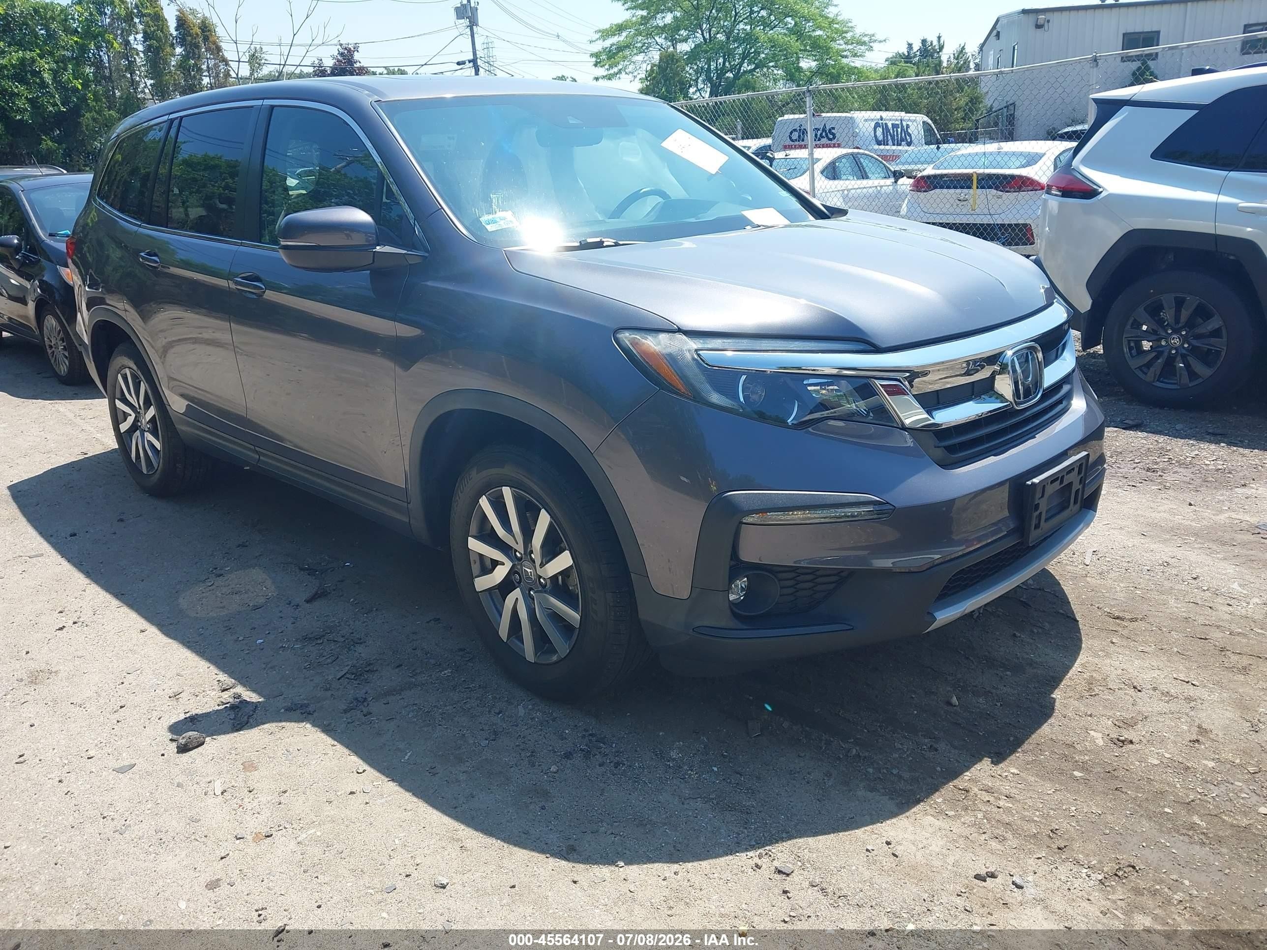 2020 Honda Pilot VIN 5FNYF6H50LB044073 — IAAI salvage auction photo