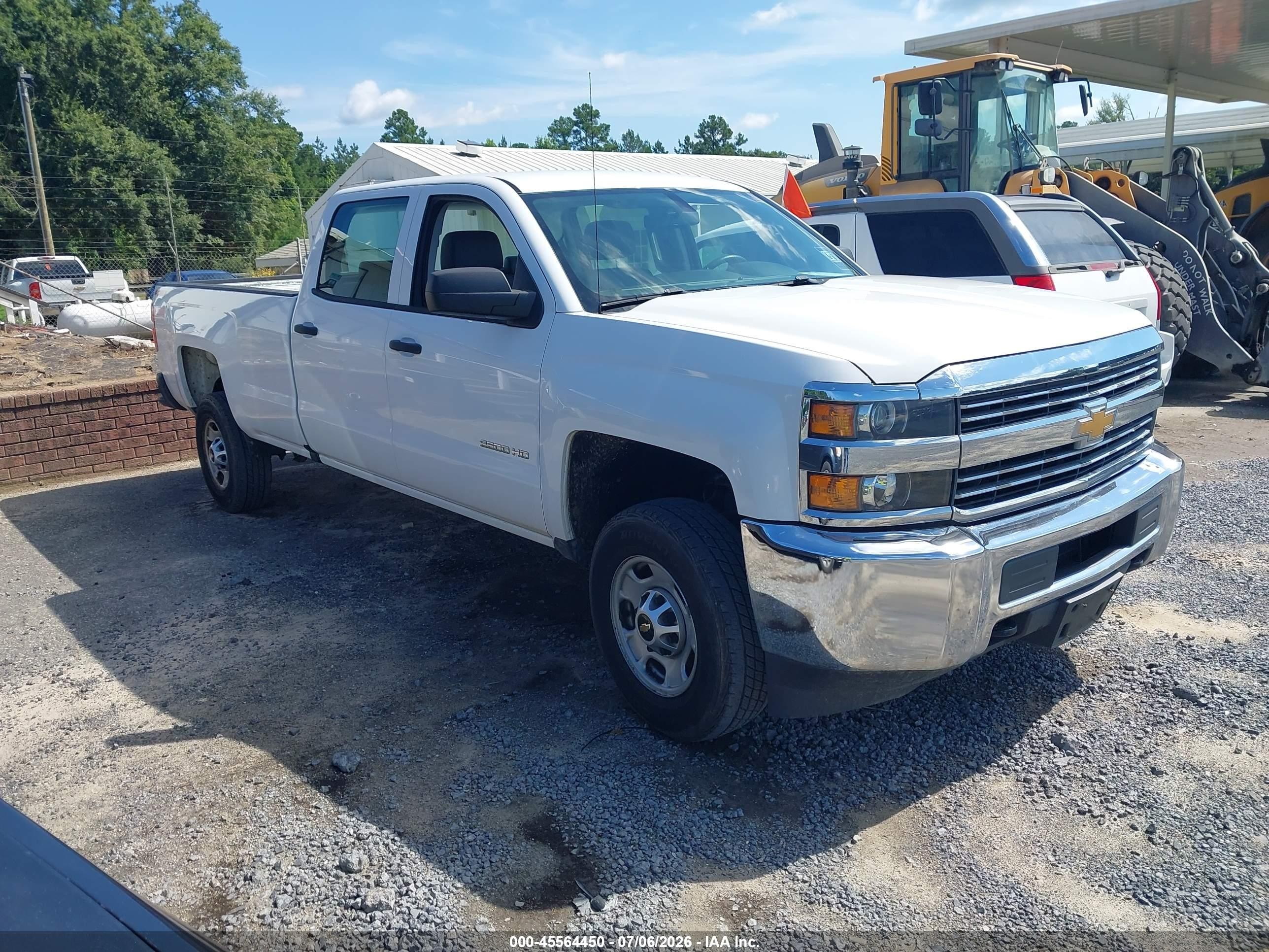 2017 Chevrolet Silverado 2500 VIN 1GC1KUEG0HF175532 — IAAI salvage auction photo