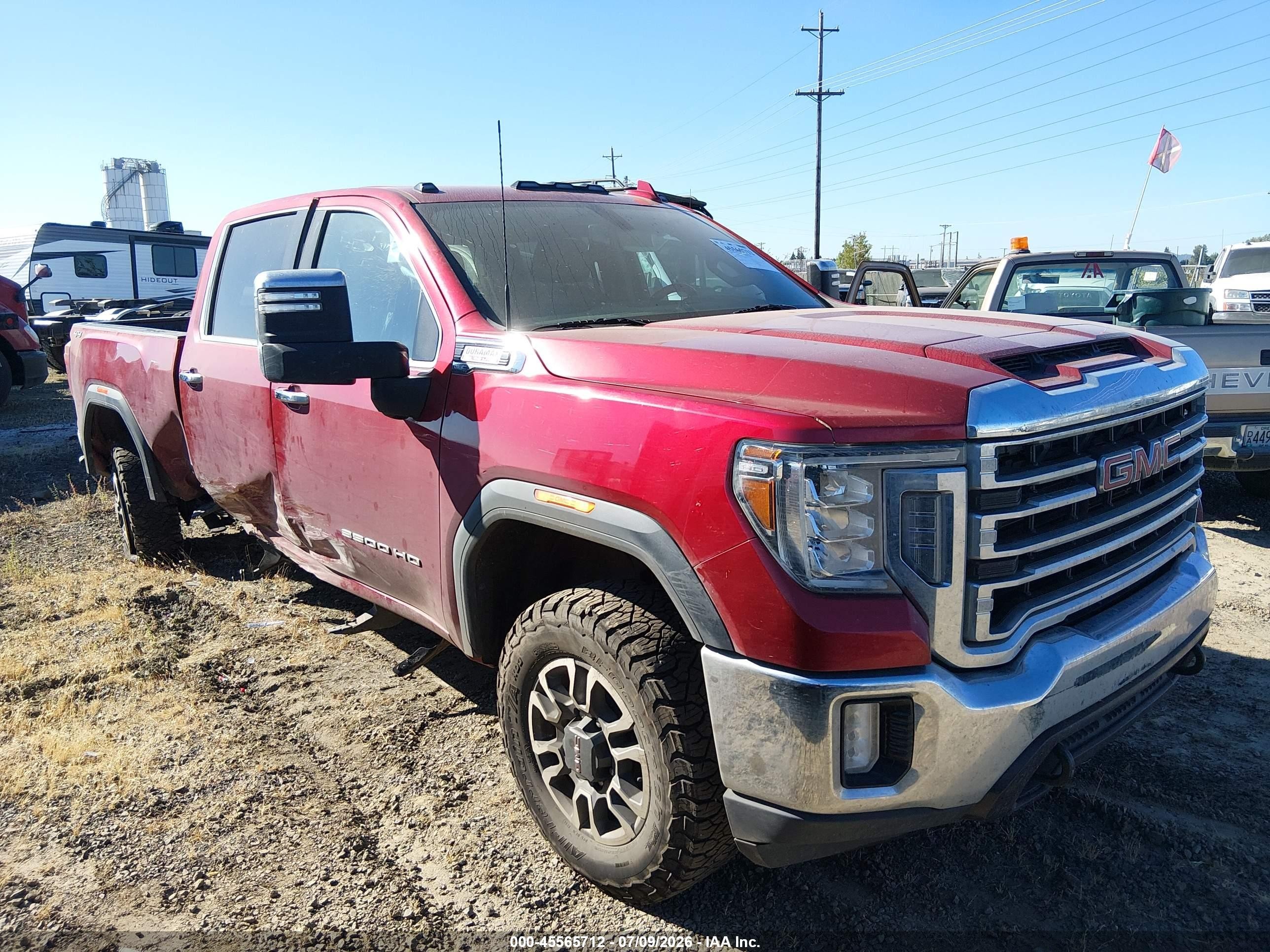 2022 GMC Sierra 3500 HD VIN 1GT49UEY1NF299161 — IAAI salvage auction photo