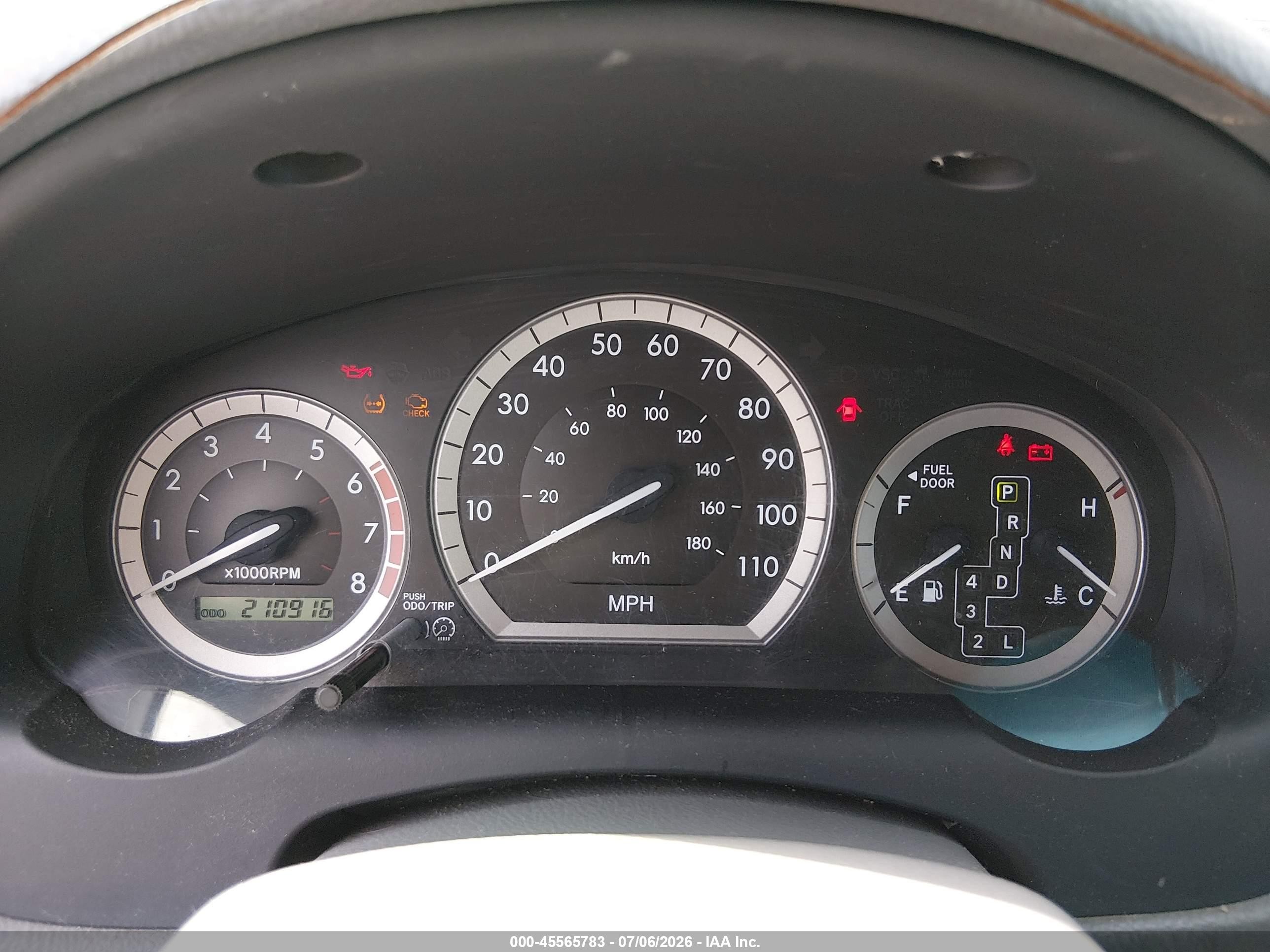 2005 Toyota Sienna VIN 5TDBA22C65S035526 IAAI salvage auction — Normal Wear, Clear-Dealer Only (Oregon), sold $300 on 2026-07-09 (photo 7)