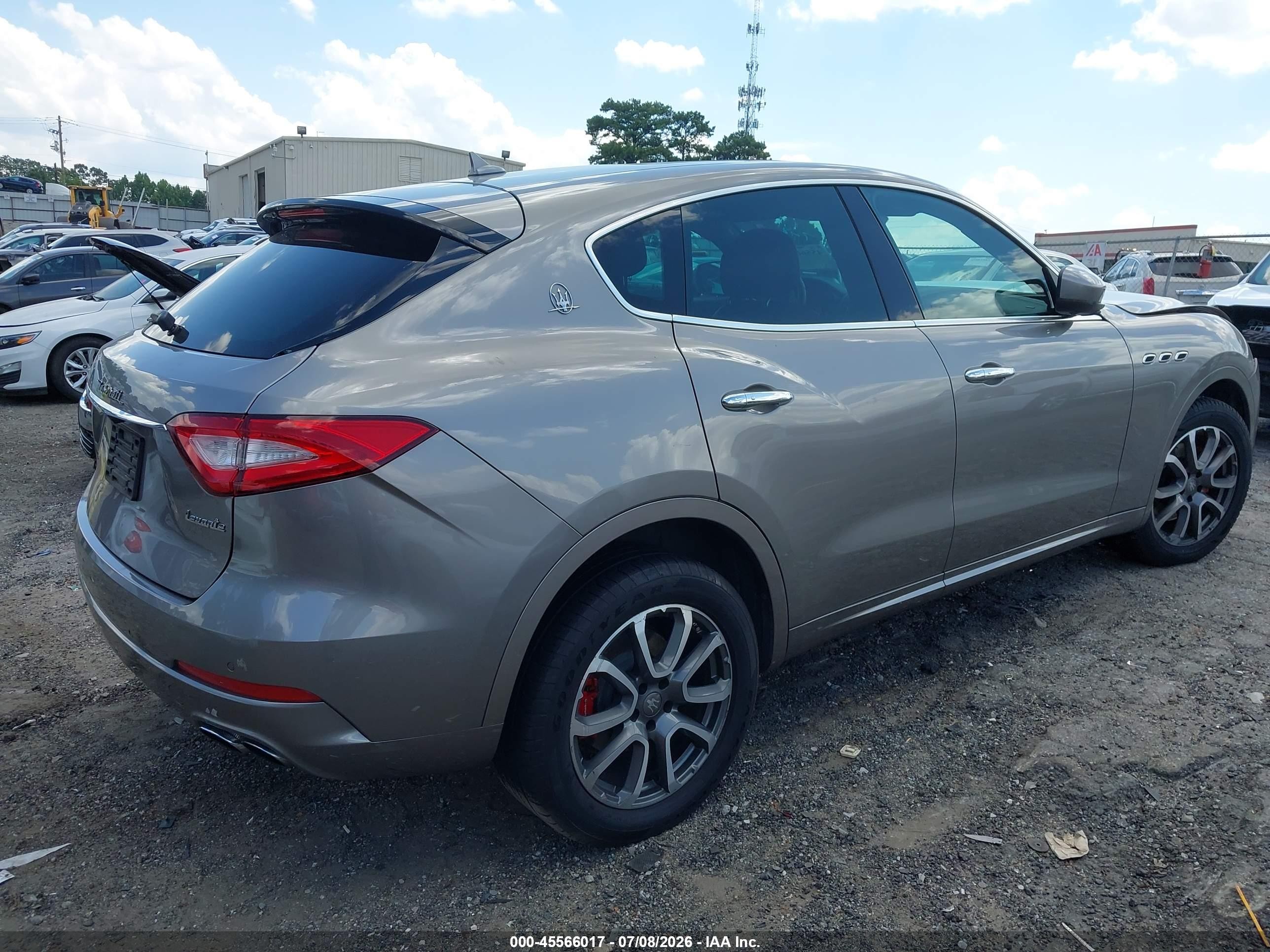 2017 Maserati Levante VIN ZN661XUA3HX236209 IAAI salvage auction — Front End, Salvage (Georgia), sold $3,300 on 2026-09-10 (photo 4)