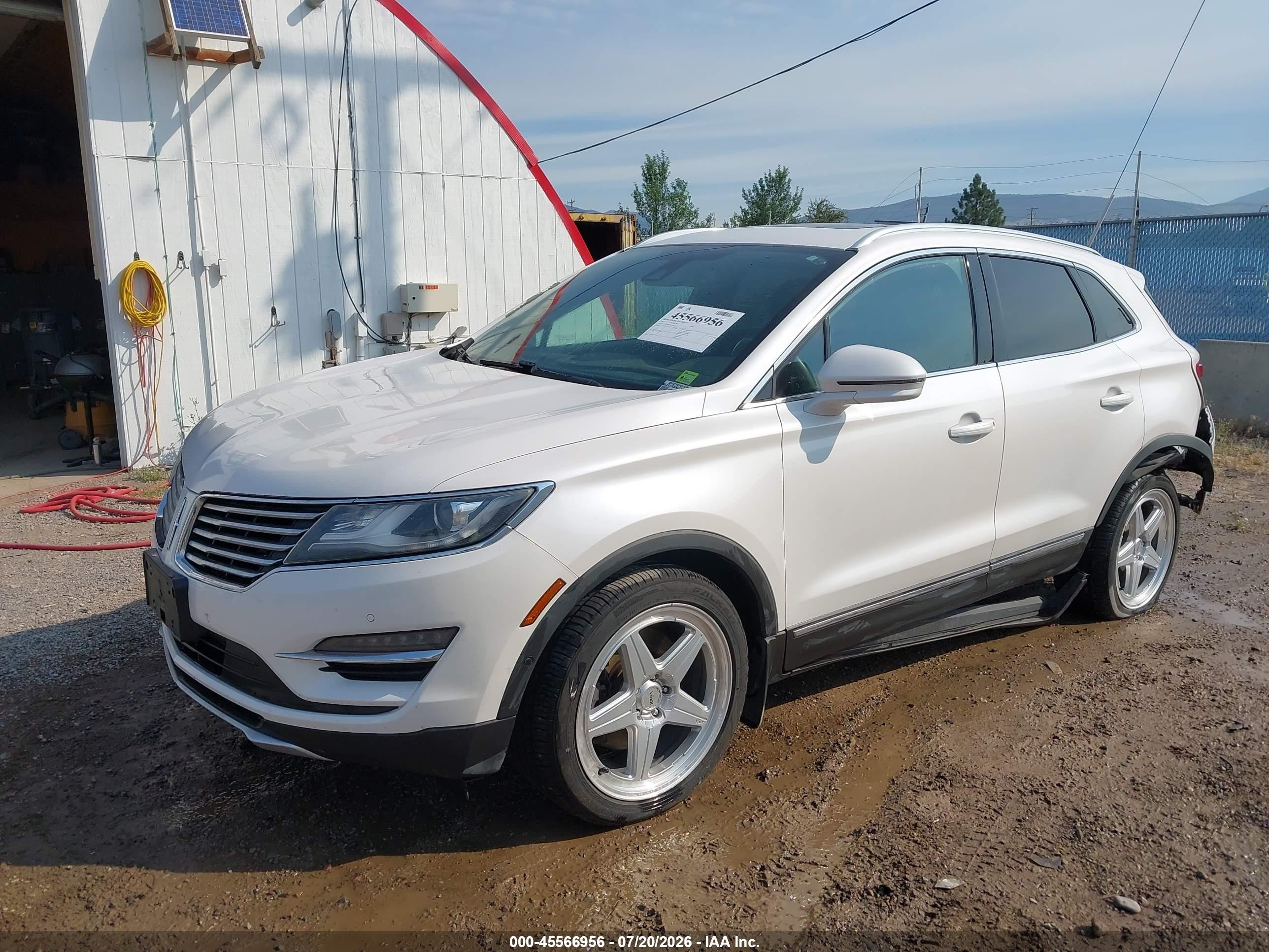 2018 Lincoln Mkc VIN 5LMCJ3D9XJUL14617 IAAI salvage auction — Rear End, Salvage (Montana), sold $1,750 on 2026-09-06 (photo 2)