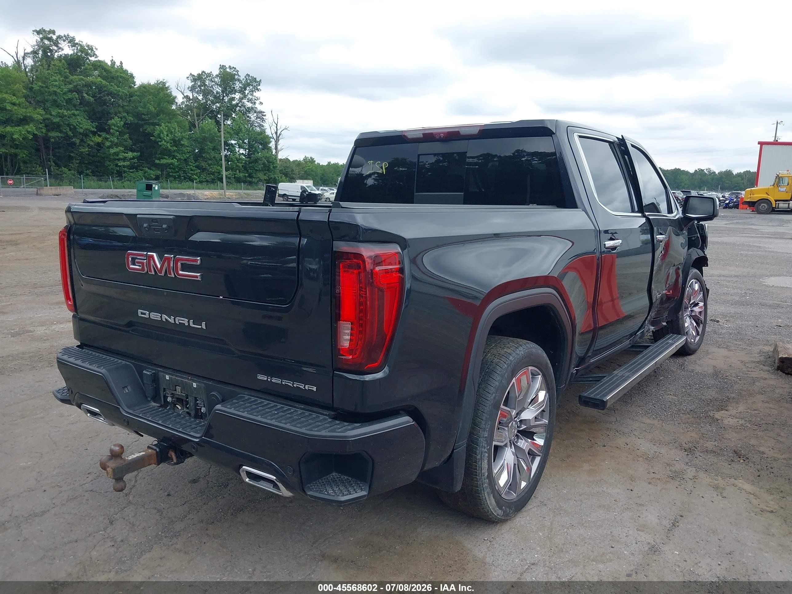 2023 Gmc SIERRA VIN 1GTUUGE81PZ256375 IAAI salvage auction — Side, Salvage - Greater Than 75% (Maryland), sold $20,200 on 2026-08-14 (photo 4)