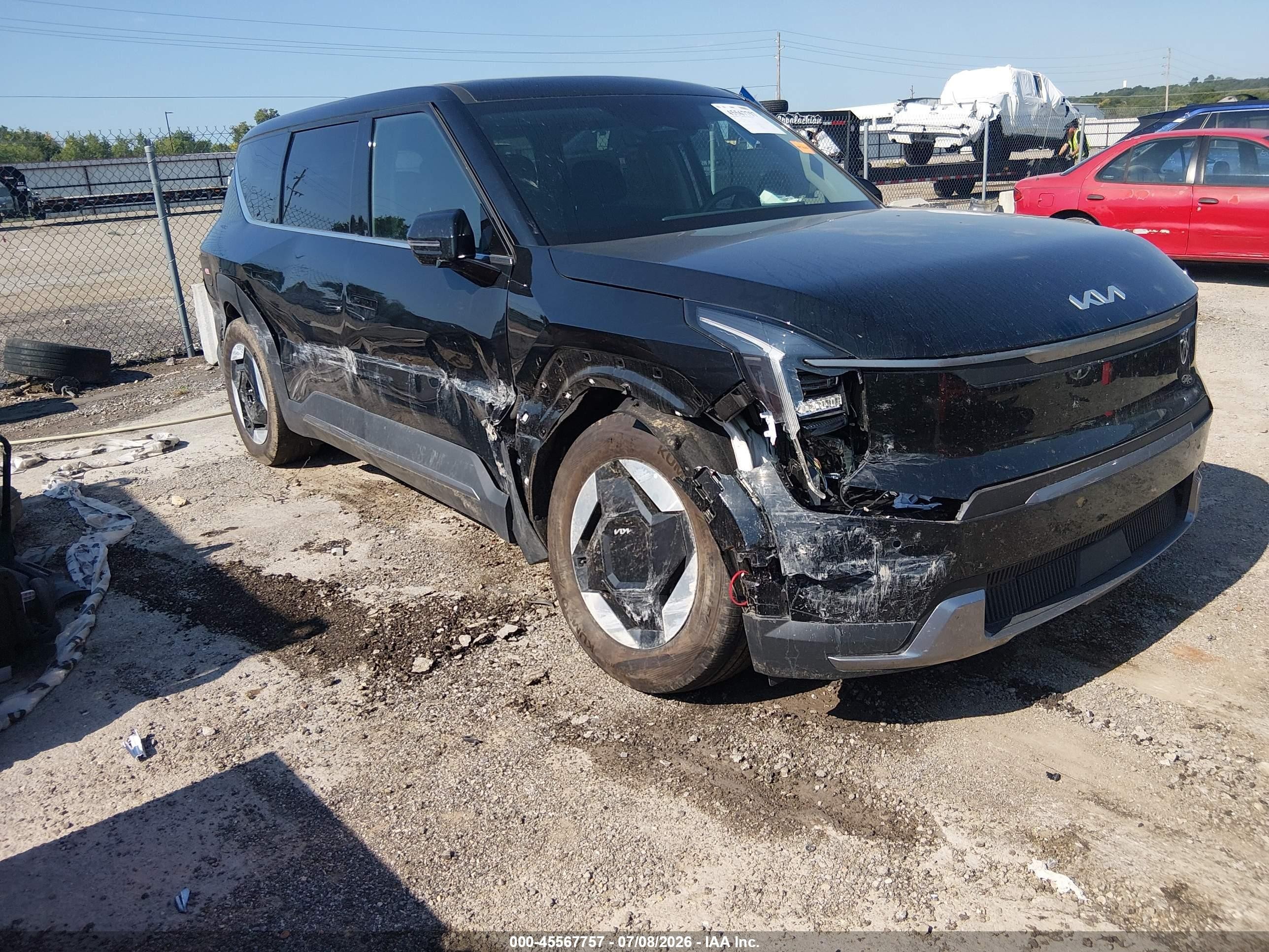 2026 Kia EV9 VIN 5XYAB5S19TG005052 — IAAI salvage auction photo