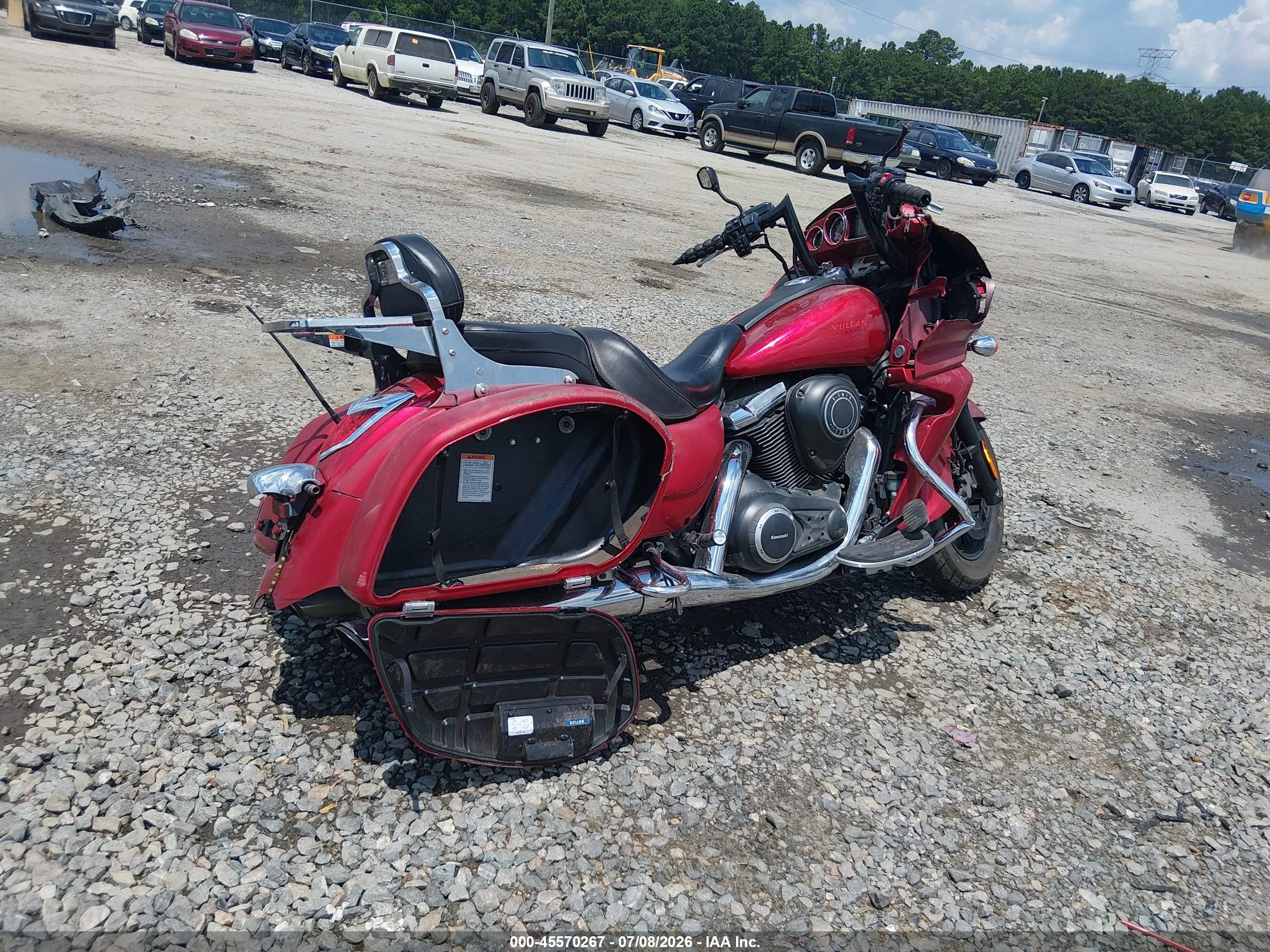 2011 Kawasaki Vn1700 VIN JKBVNRJ1XBA000383 IAAI salvage auction — Unknown, Salvage (Georgia), sold $325 on 2026-09-09 (photo 4)